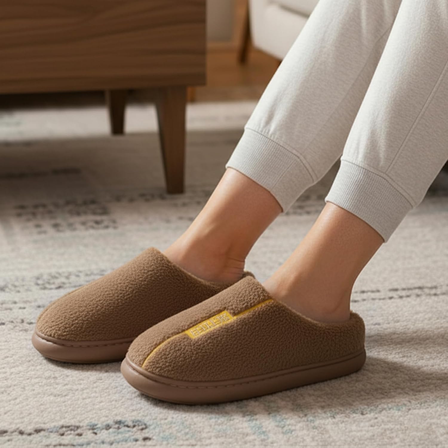 Pantufa De Inverno Unissex – Chinelo De Feltro Com Forro De Pelinho Sintético Curto, Macio, Antiderrapante E Confortável – Para Usar Dentro E Fora De Casa Pantufa De Inverno Unissex – Chinelo De Feltro Com Forro De Pelinho Sintético Curto, Macio, Antiderrapante E Confortável – Para Usar Dentro E Fora De Casa