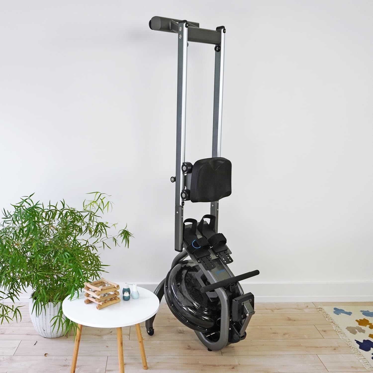 Skandika Wasserrudergerät Nemo IV | Wasser Rudergerät für Zuhause in Studio Qualität durch TÜV Süd geprüft, Kinomap, Tablet Halterung, aufstellbar | Rudermaschine mit Wasserwiderstand