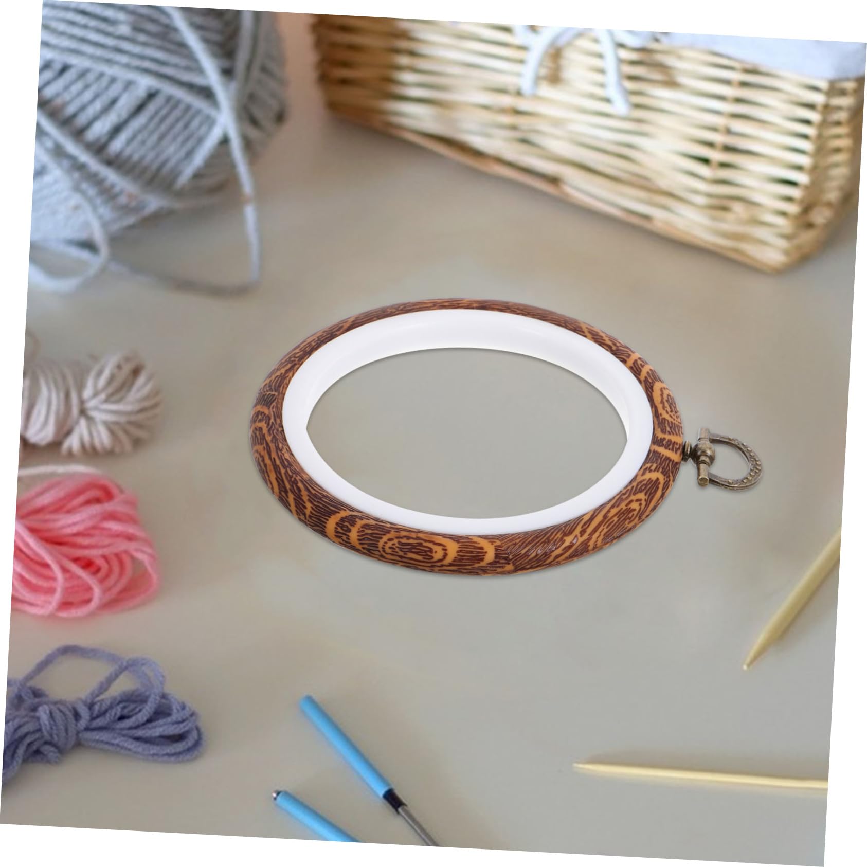 Kleiner Stickrahmen für Kreuzstich, 10 Stück, Oval, für Stickerei | Pp Kunststoff und Metall, Tragbar für Unterwegs, Praktisch zur Aufbewahrung, Vielseitig Einsetzbar