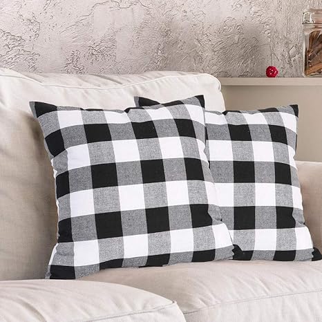 buffalo plaid decorative pillows