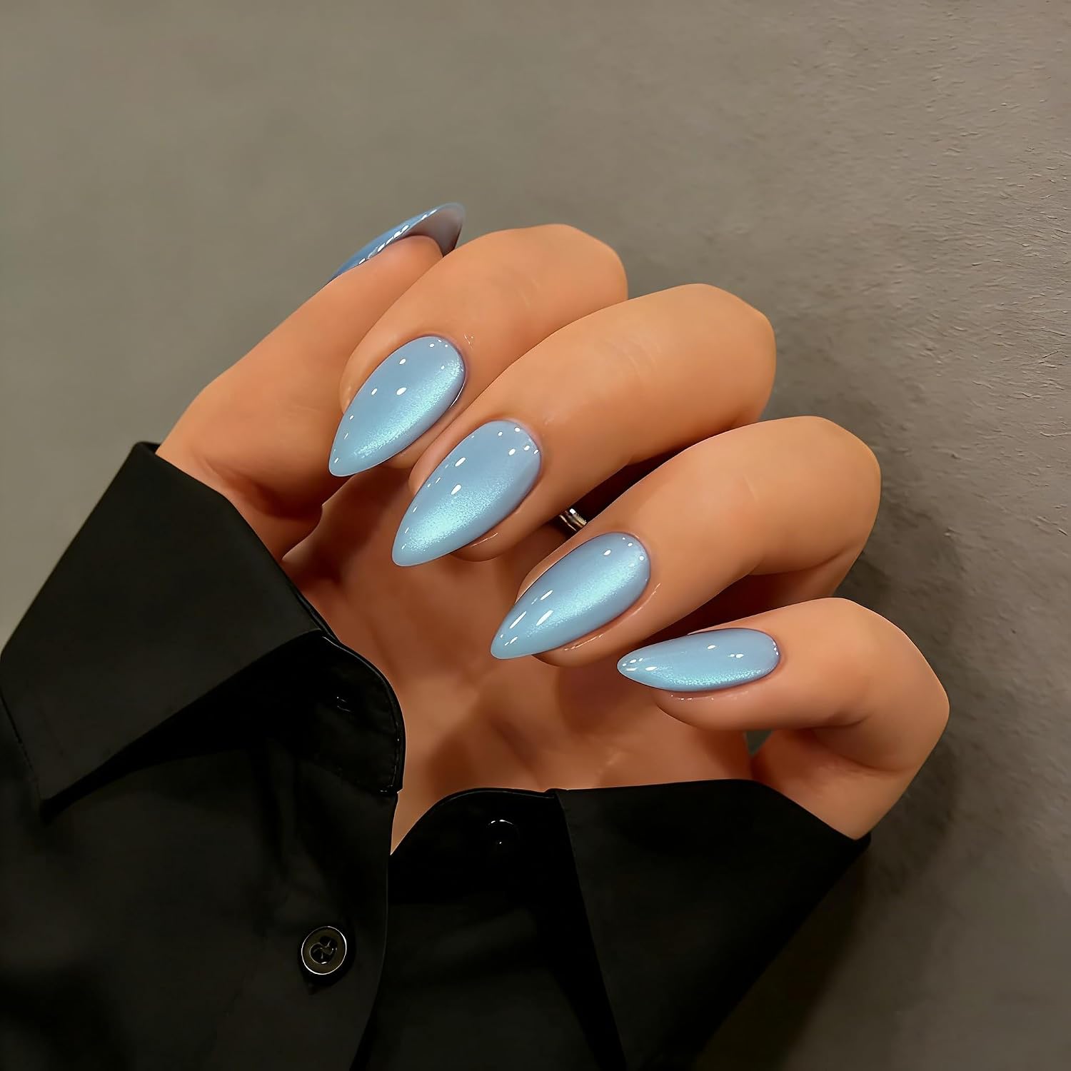 KQueenest Cat Eye Press On Nails - Light Blue Glitter
