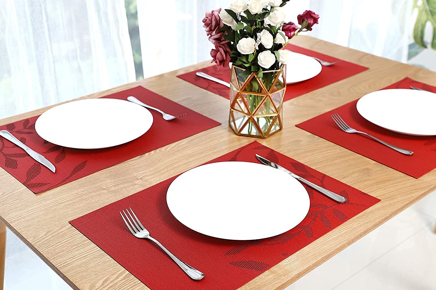 Amazon｜ランチョンマット6個セット、お手入れが簡単な滑り止め