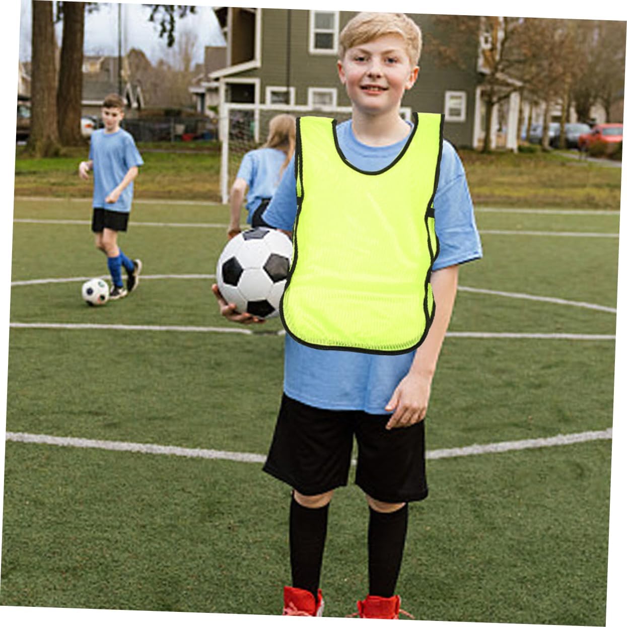 10pcs Soccer Training Vests for Youth Breathable Pinnies for Basketball and Football Practice Machine Washable Lightweight and Fast Drying