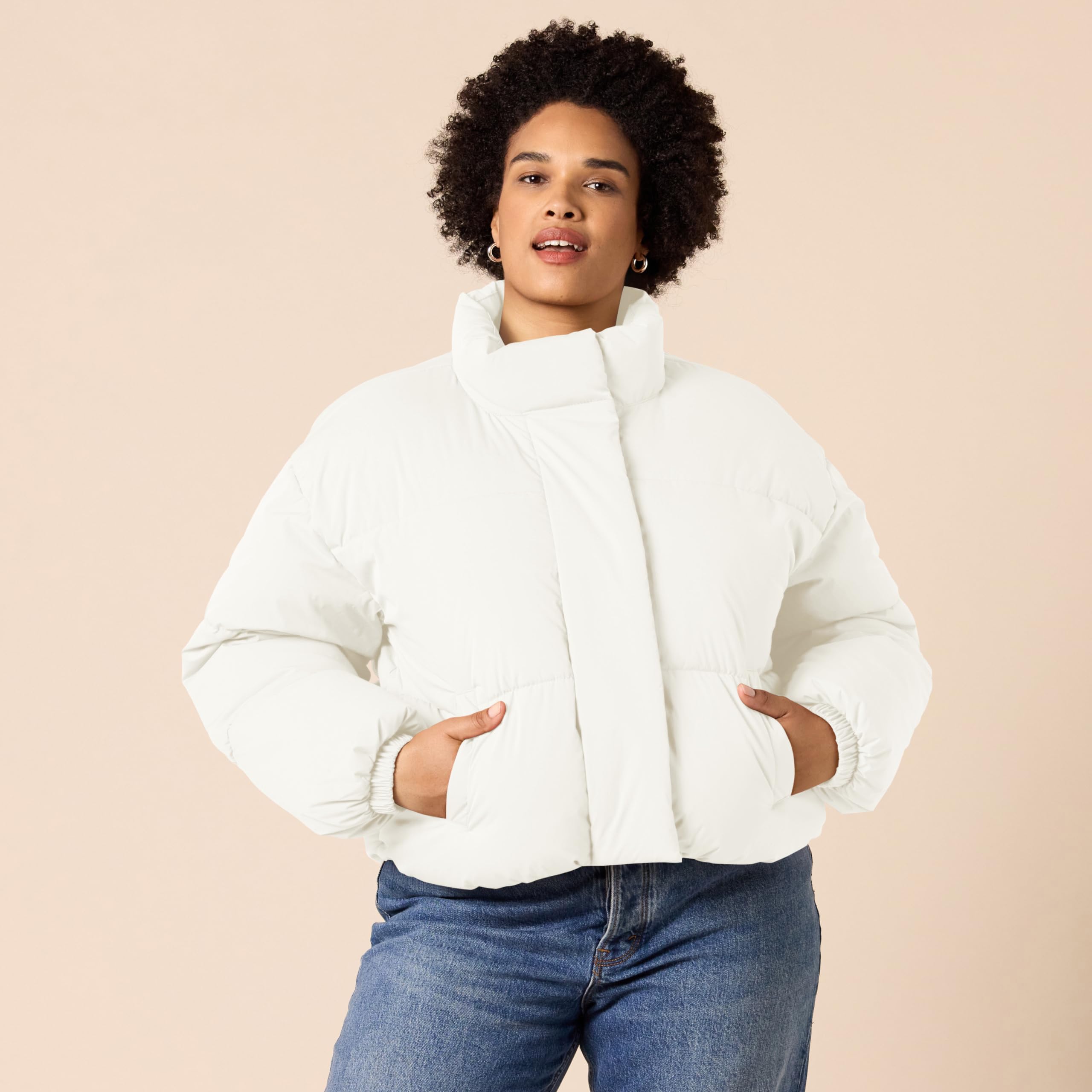 Amazon Essentials Femme Doudoune Courte à Fermeture Éclair Intégrale (Polaire Matelassée Mate ou Sherpa)