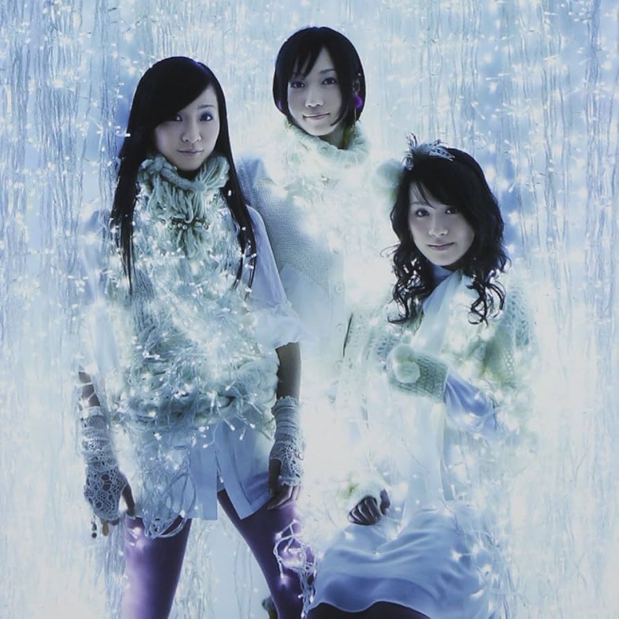 Perfume Baby cruising Love マカロニ　初回限定盤 Amazon.co.jp: Baby cruising Love / マカロニ【初回限定盤