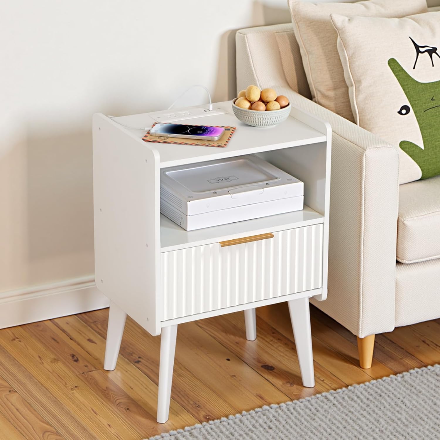 MAHANCRIS White Nightstand with Charging Station, Modern Bedside Table with Drawer and Storage Shelf, End Side Table with Solid Wood Legs, Night Stand, Living Room, Bedroom, Small Space, ETWT61E01N1