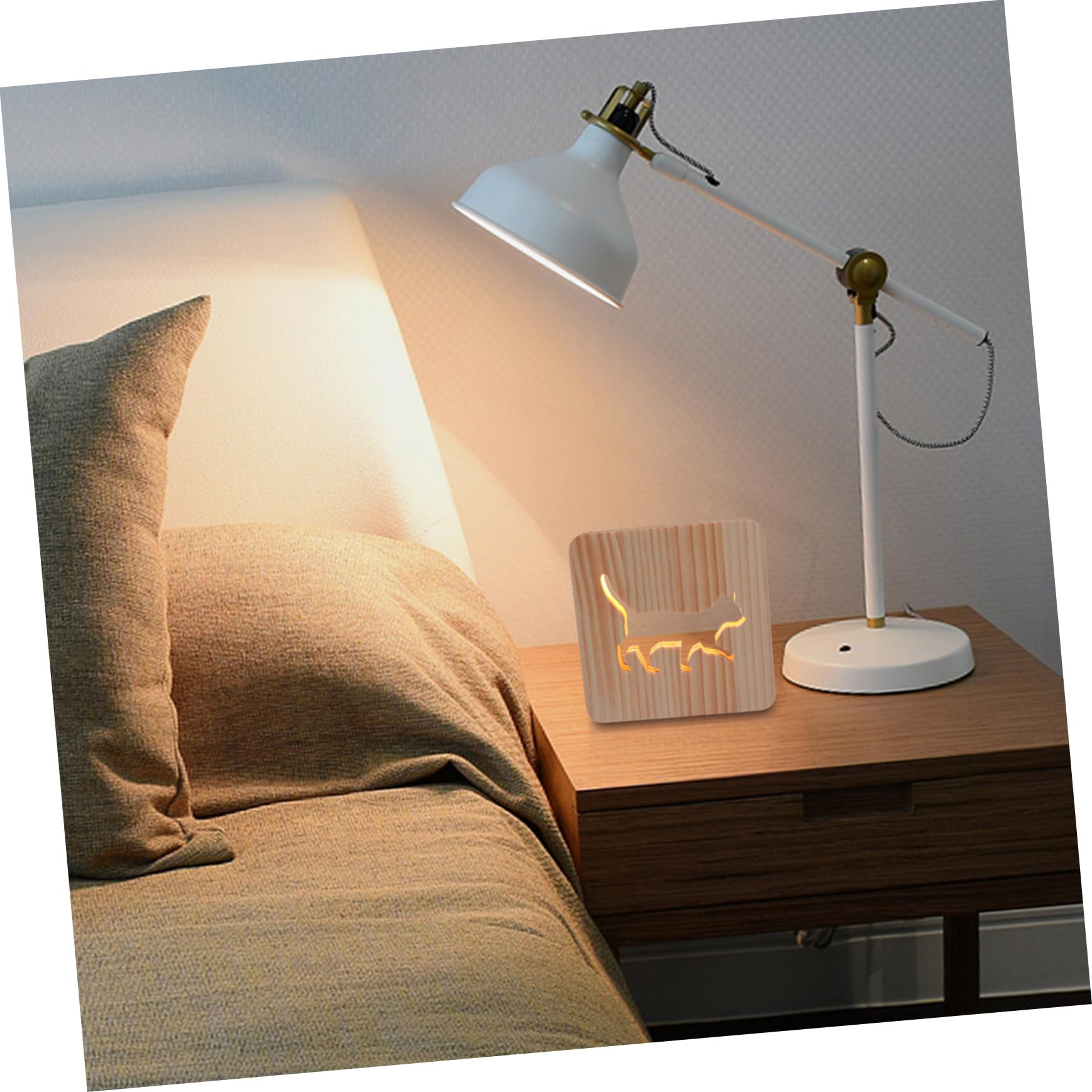 Baluue USB Nachtlicht aus Kiefernholz in Katzenform Hohle Holzlampe für Entspannte Atmosphäre im Wohnzimmer oder Arbeitszimmer Inklusive USB Kabel