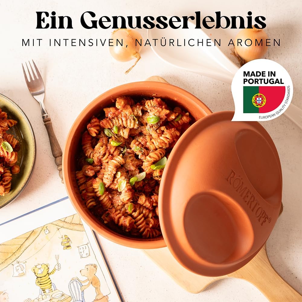 Romertopf 15005 Clay Roaster | Non-Stick Dutch Oven | Healthy Pot Cooking | Clay Baker | Versatile Cooking Vessel - 2.1 Quarts (2 Liters) 2-4 People