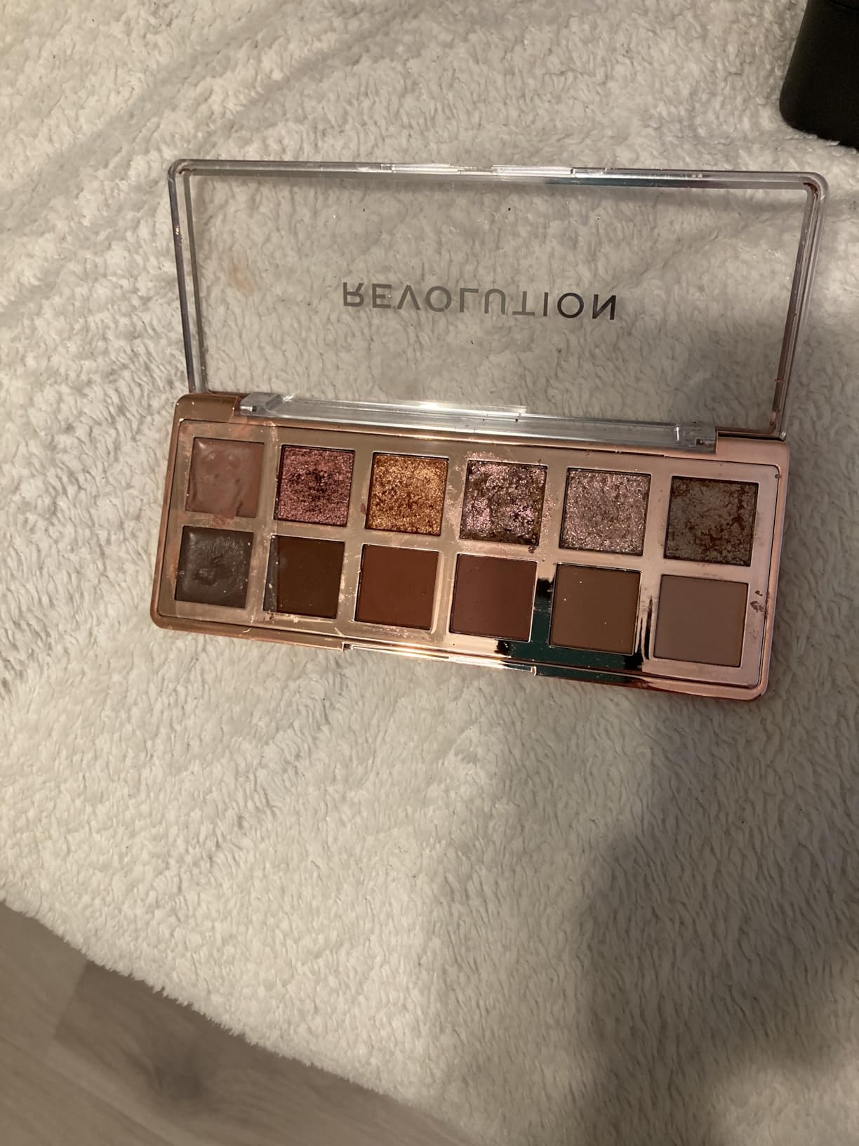 Revolution Beauty London Revolution, The True Icon Bronze Palette, 12 Ultra-Pigmented Matte & Shimmer Finishes & Shades, Long-Lasting & Blendable, Vegan & Cruelty-Free, 3.53 oz