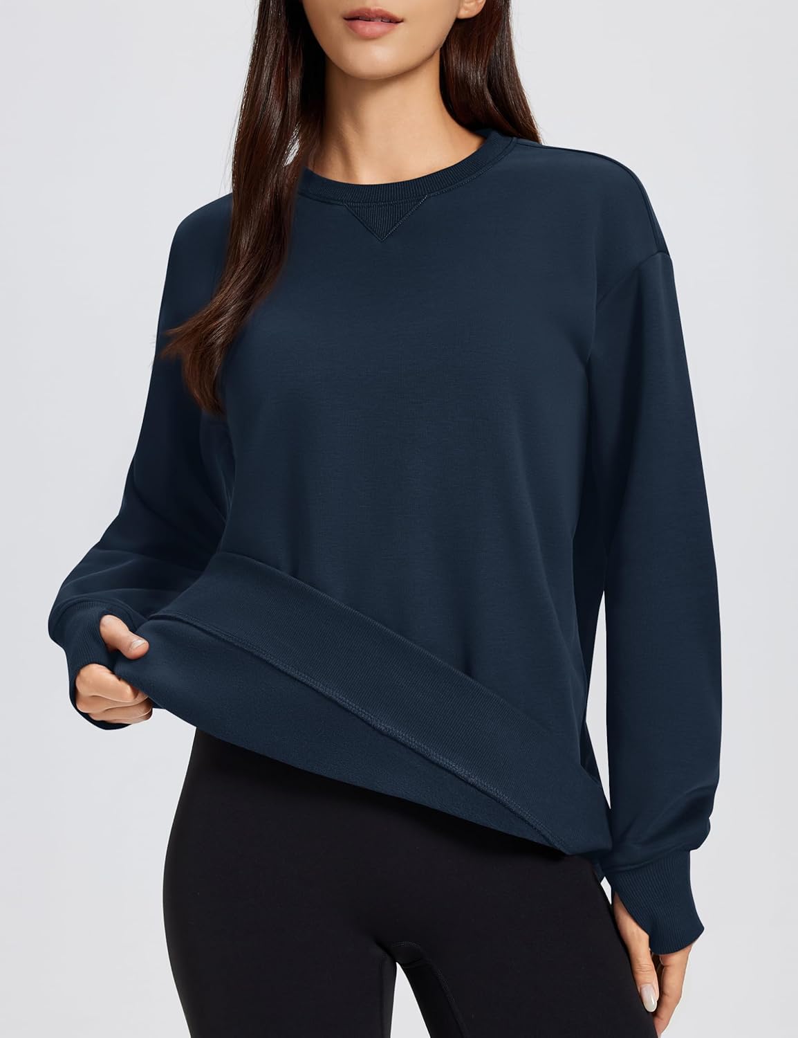 MAGCOMSEN Women's Fleece Lined Sweatshirts Pullover Crewneck Sweater Loose Fit Casual Winter Warm Tops with Thumb Holes - Image 5