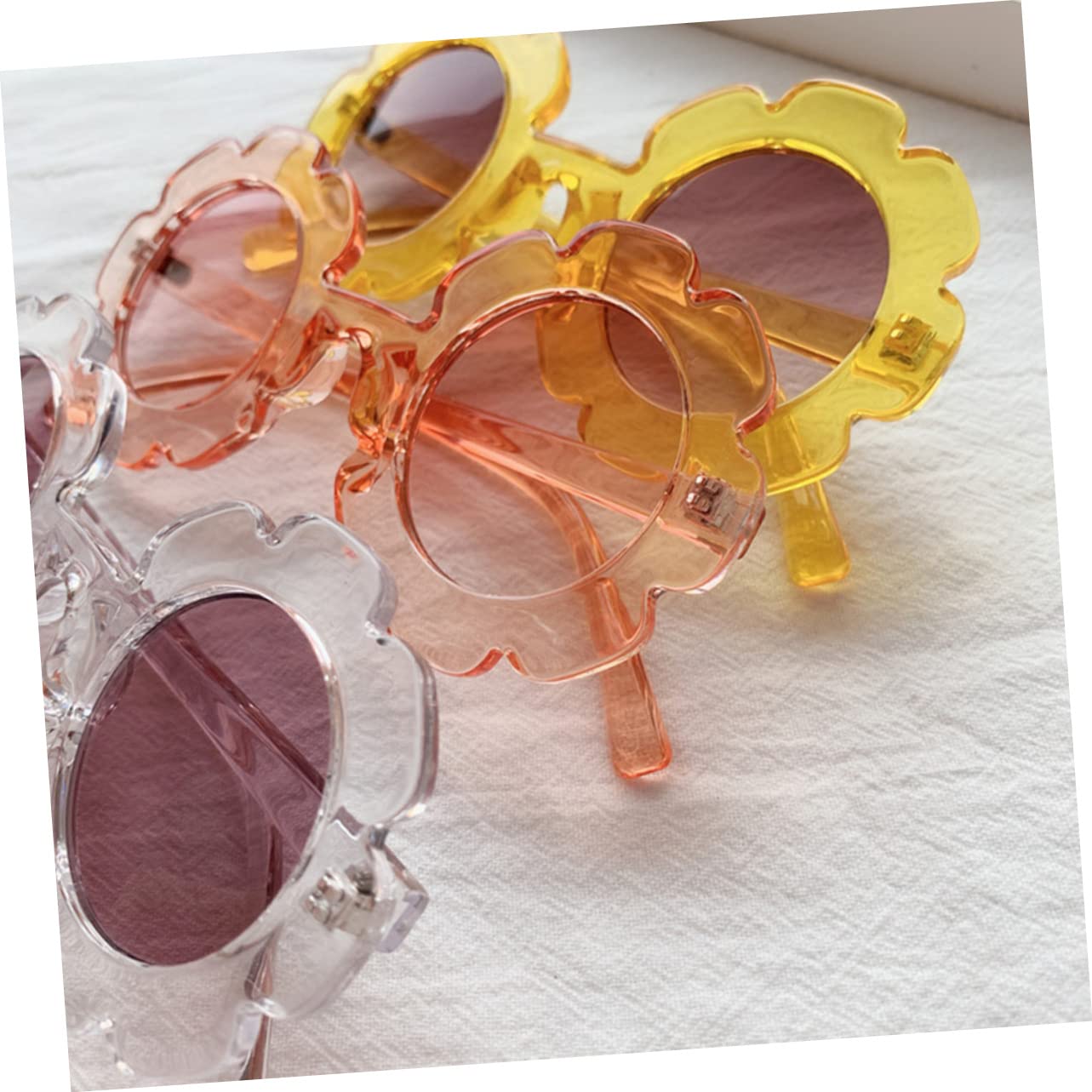 Yardenfun 1Pc Adorable Sunflower Glasses for Transparent Yellow Frame Safe Material for Outdoor Activities and Present Giving Stylish Eye Protection for Boys
