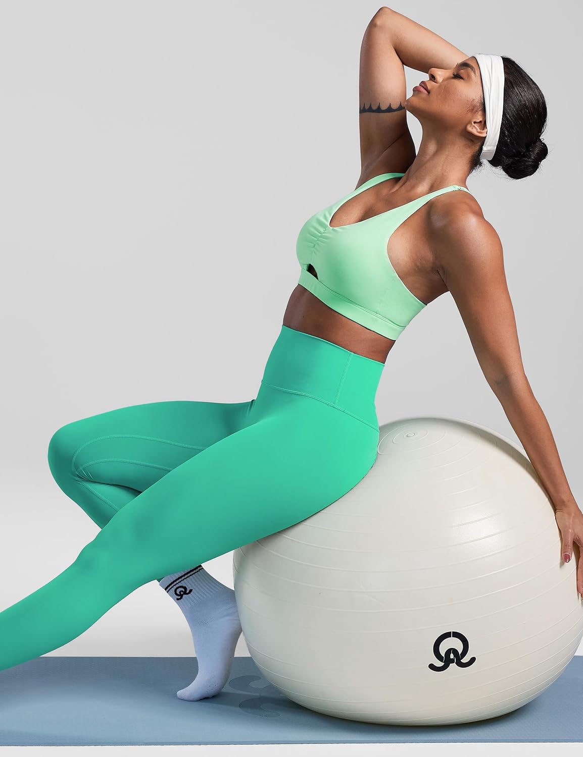 Y Back Sports Bra Padded Racerback Adjustable Straps Ruched V-Neck Low Impact Workout Yoga Top - Image 4