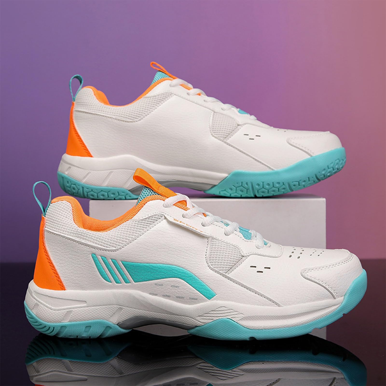 Buty do badmintona, buty halowe, rakieta, sportowe buty sportowe