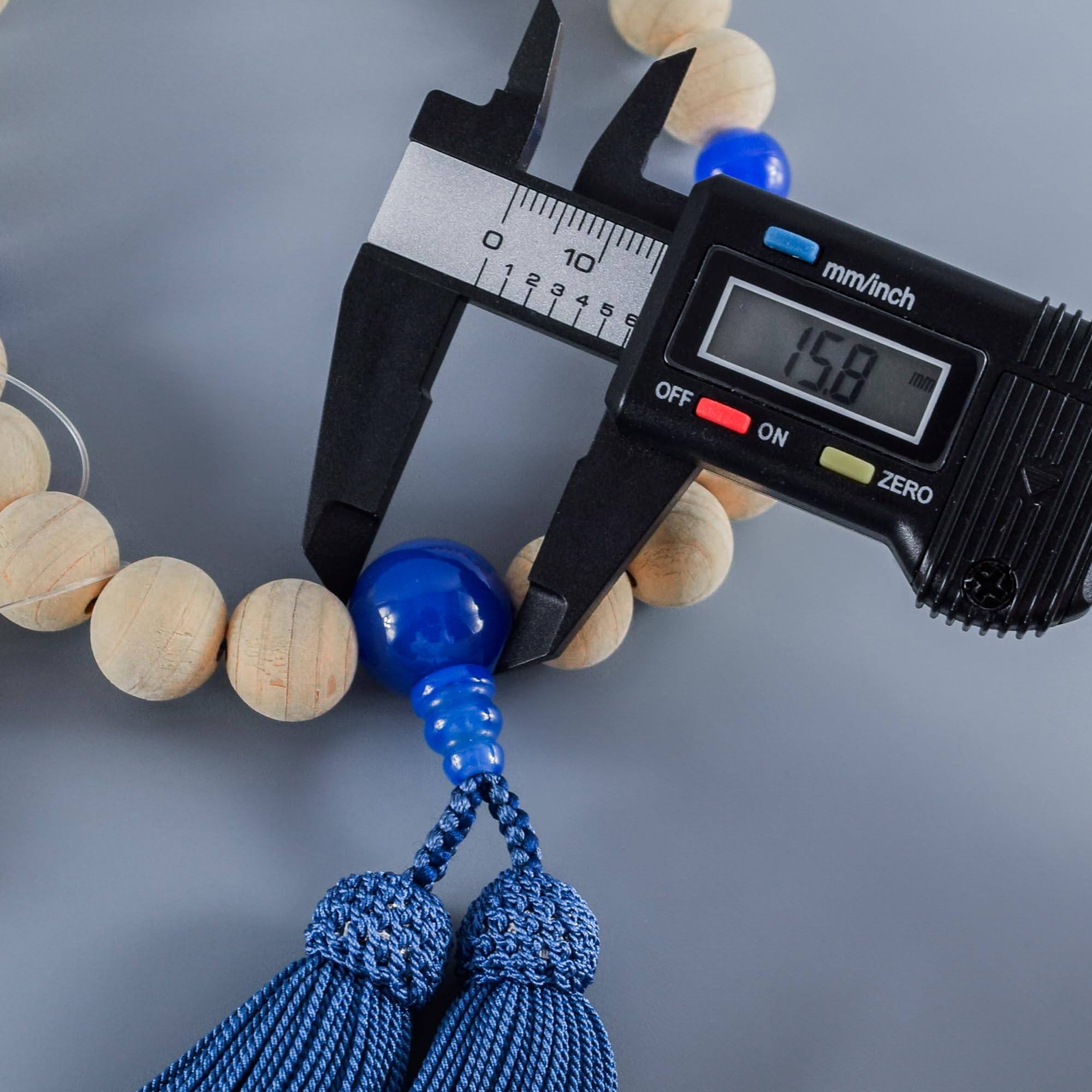 13 mm Fuji Hinoki drewno cyprysowe z niebieskim agatem Juzu jednoręczne koraliki modlitewne do buddyjskich ręcznie robionych koralików mala Kioto prezent prezent dla kobiet JUA158