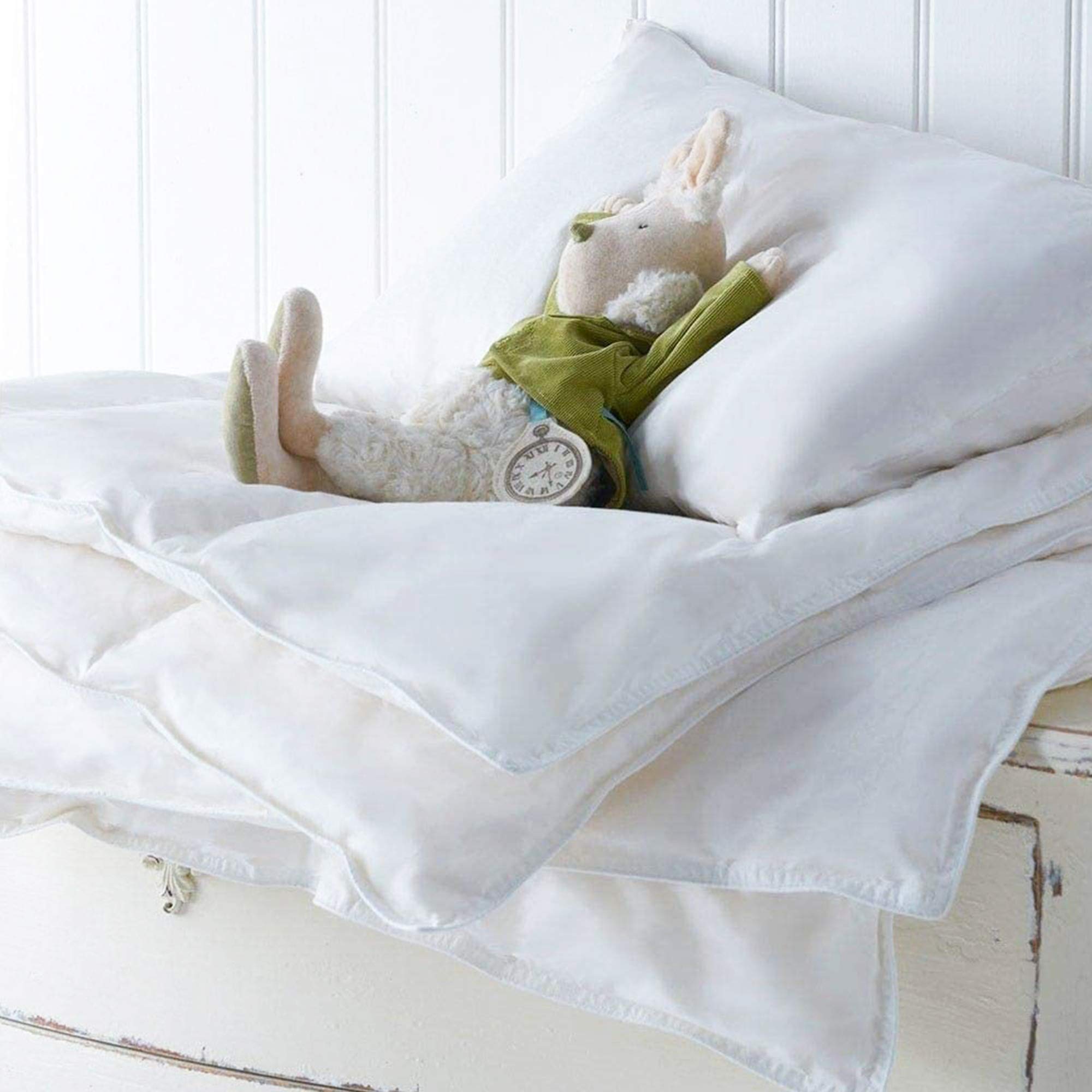 Parure de lit pour bébé avec housse de couette et taie d'oreiller hypoallergénique 4,5 tog ultra respirante (120 x 150 cm) Blanc