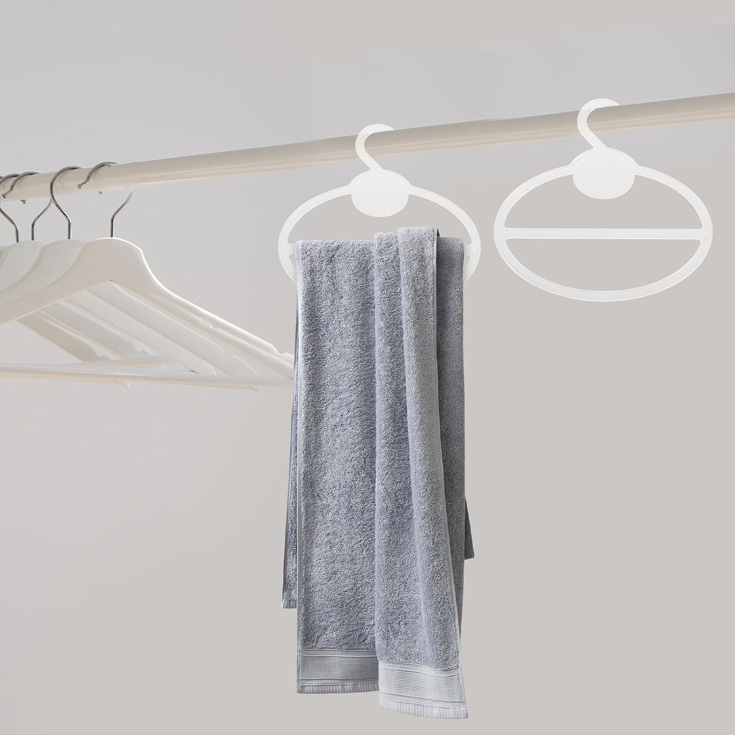10pcs Circular Plastic Scarf Hangers for Wardrobe Storage