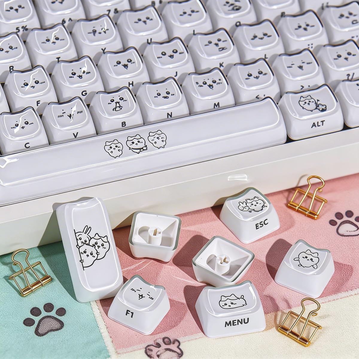Crystal Jelly White Keycaps,119 Keys Cute Chiikawa Keycap, Side Printed Shine Through Keycaps Mao Profile Cat Shape Custom Keycap for 61/68/84/87/98/100 Cherry Gateron MX Swithes Mechanical Keyboard