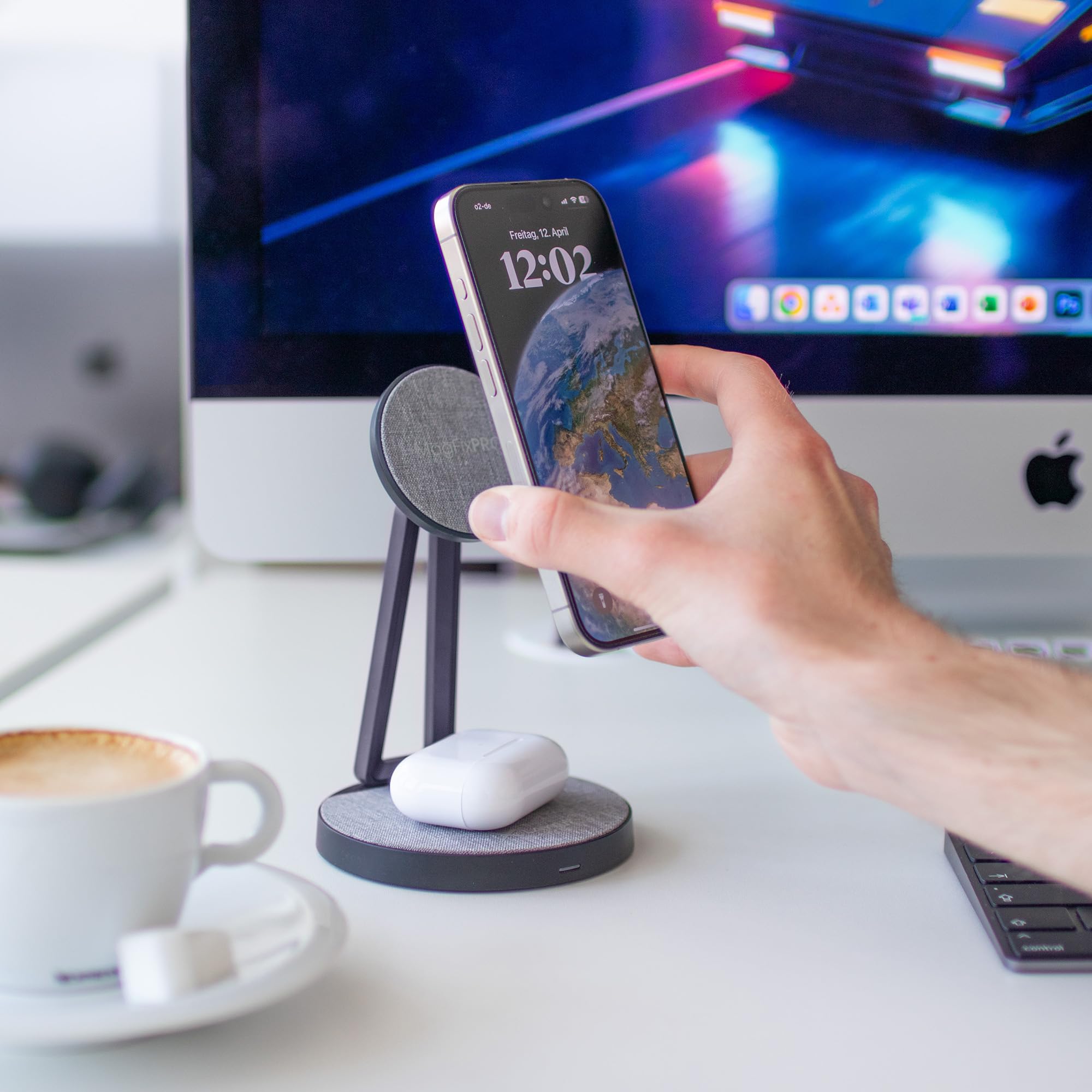 XLayer MagFix Pro 2 in 1 Stazione di ricarica Apple Wireless Charger I Standby I Magsafe Compatibile I Magnetico I Caricatore I Ricarica Rapida Wireless di iPhone 16 15/14/13/12/11 Pro Max Plus,