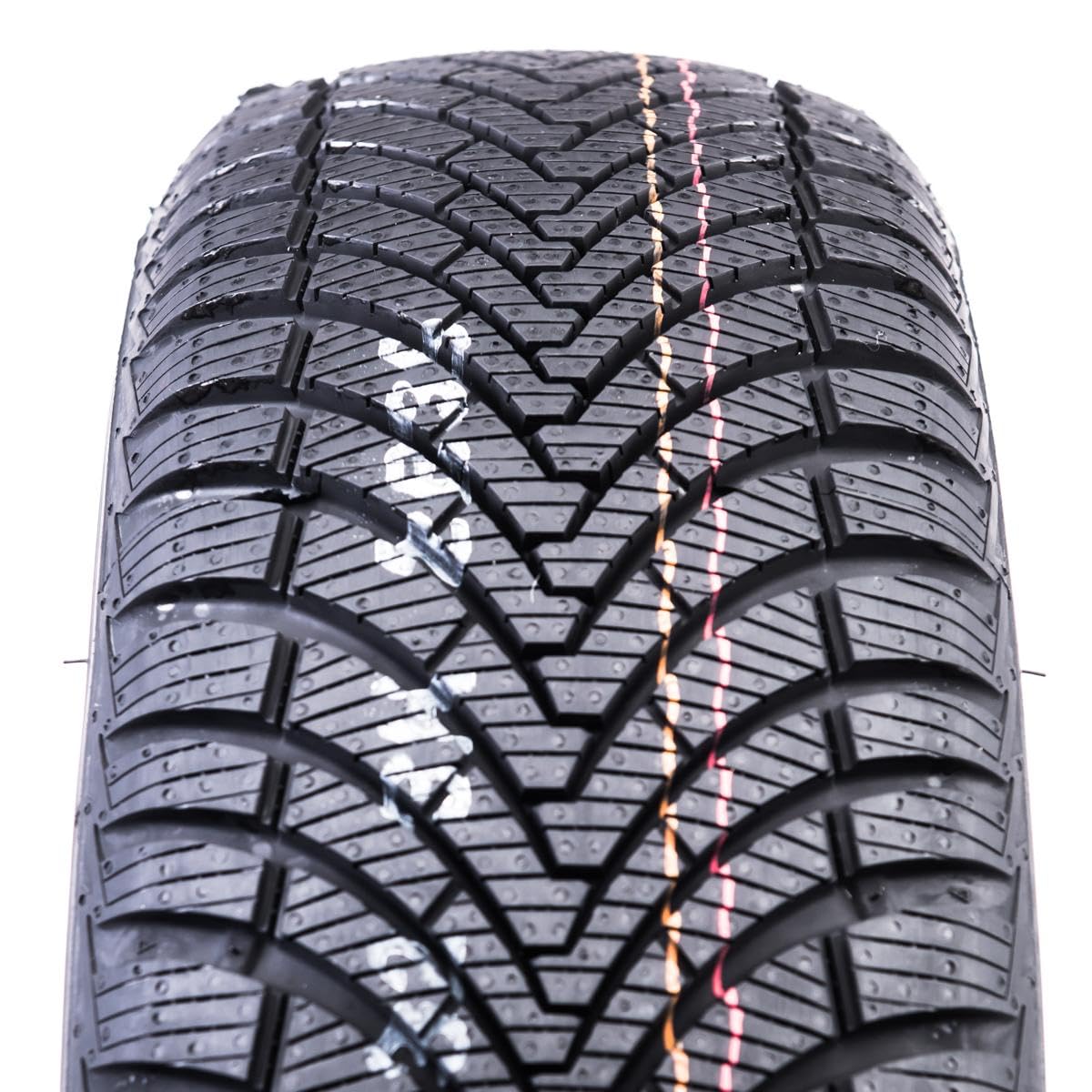 Kumho 82H KUMHO SOLUS 4S HA32 Solus HA32 185 60R14 82H - M+S 3PMSF