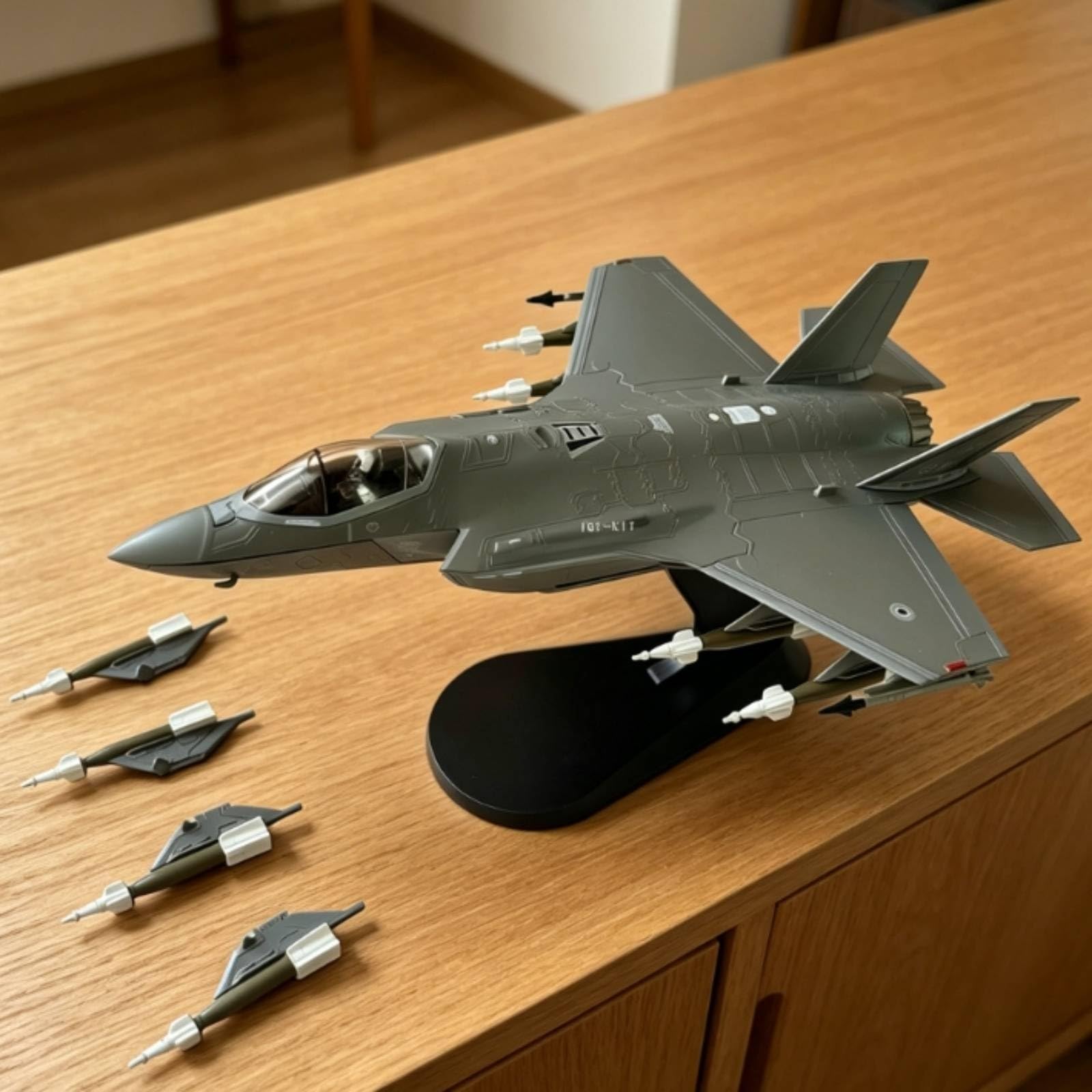 Aereo Statico F 35A Modello 1 72 Aereo da Caccia Jet Miniatura Maquette in Lega con Supporto Espositivo Profilo Rimovibili Adatto per Ufficio Collezione