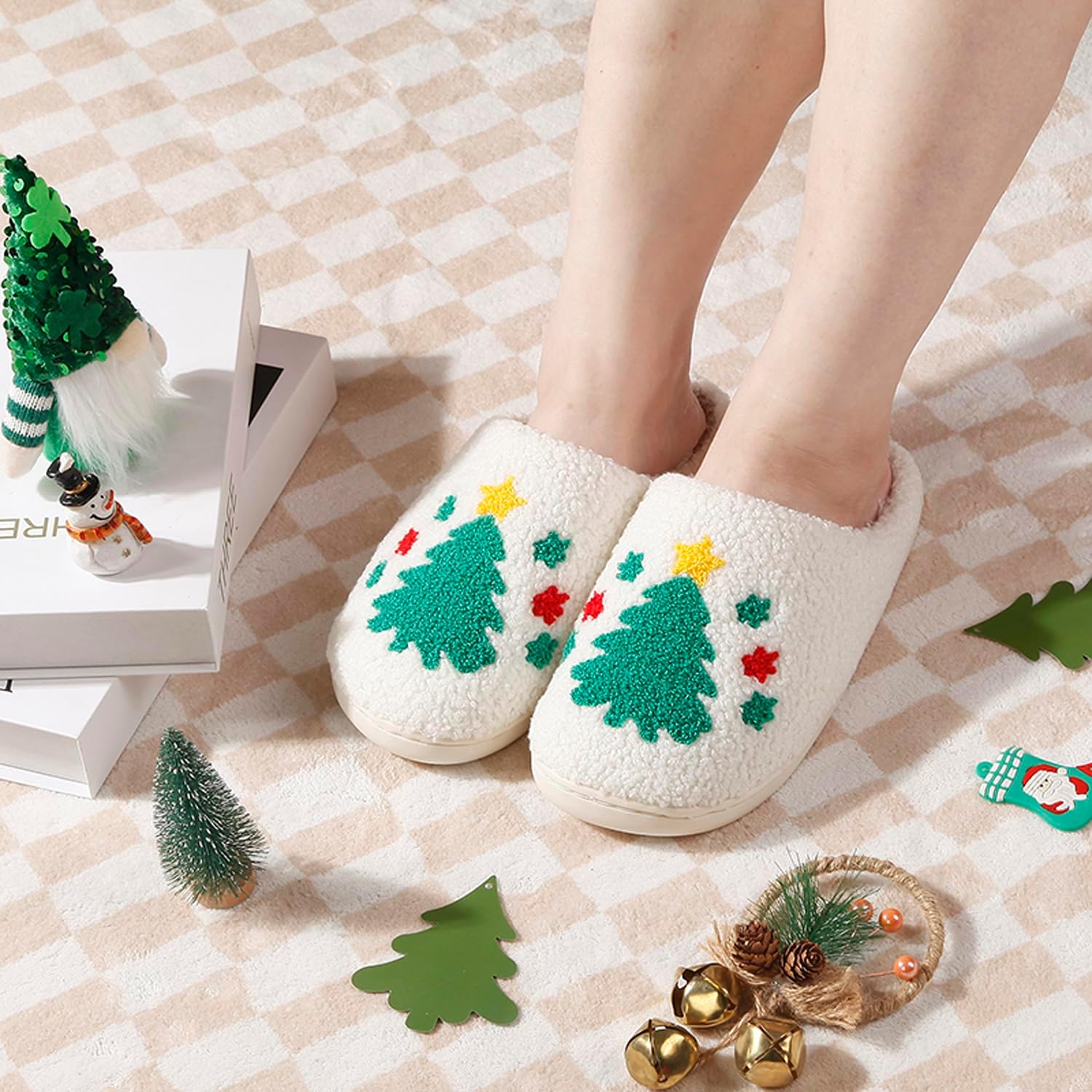 Christmas Slippers for Women Men Cute Cartoon Winter Plush Furry Funny Slippers Comfy Warm House Shoes