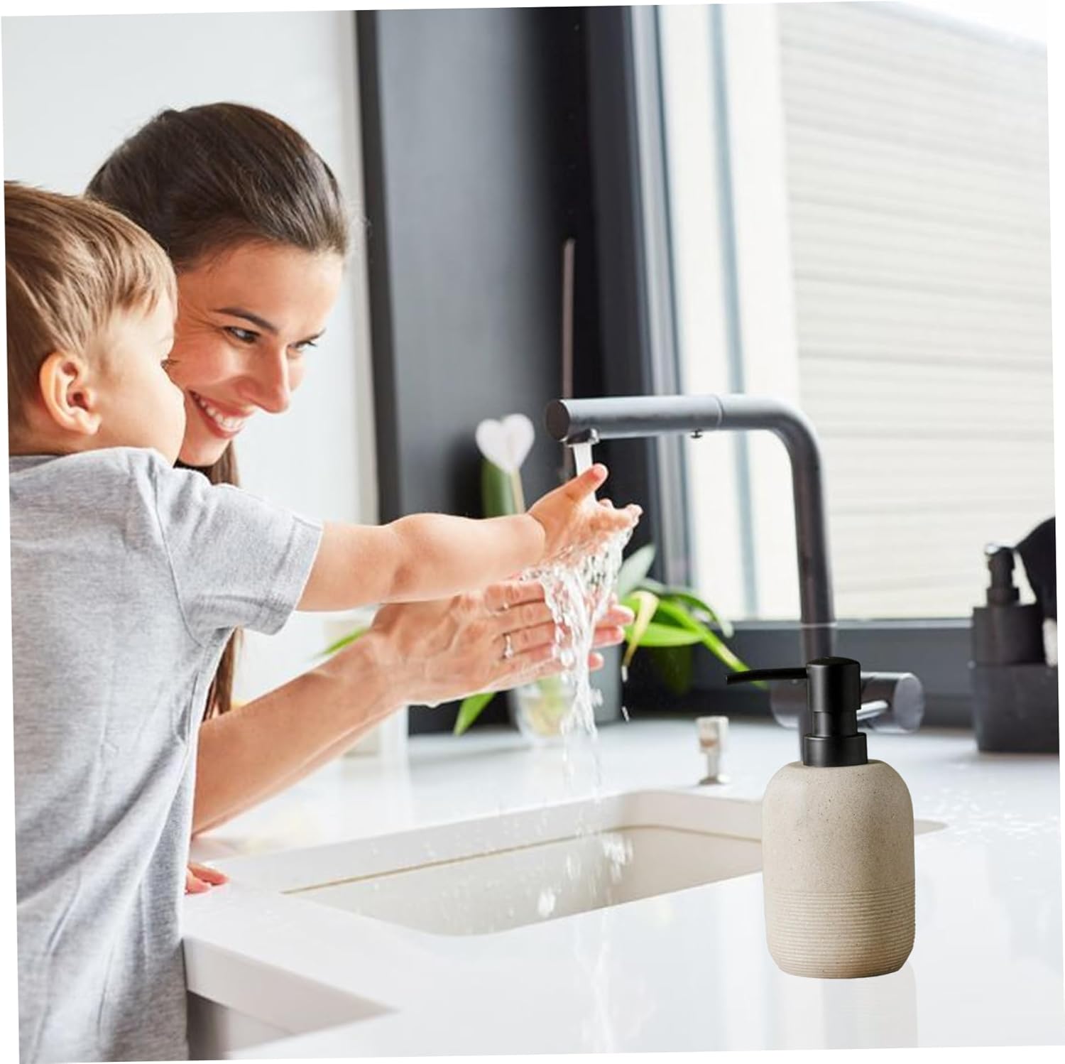 Hand Soap Dispenser 2Pcs Soap Dispenser, Beige Hand Soap Dispenser, Resin Soap Dispenser Bathroom 6.18x3.07 Liquid Soap Dispenser for Bathroom Countertop