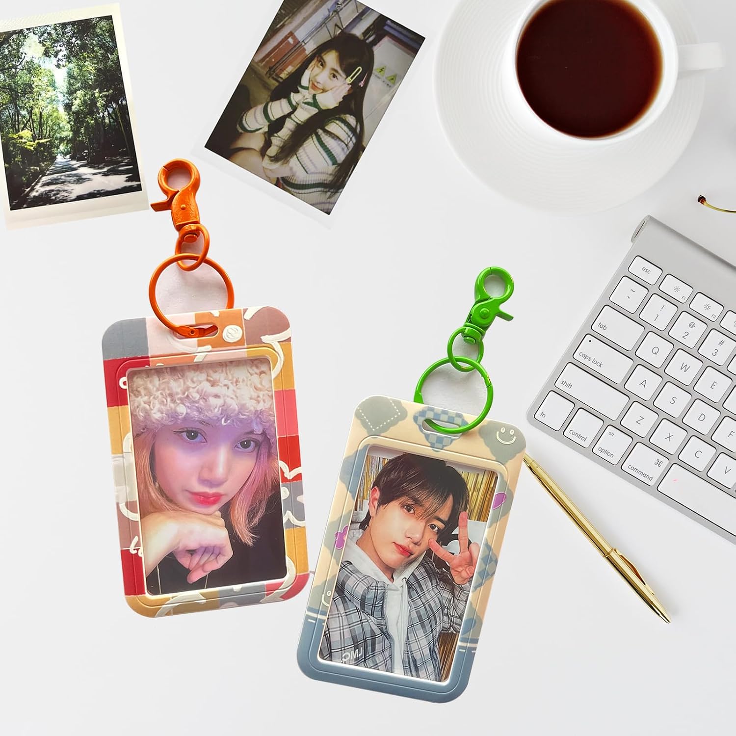 2 Pcs Kpop Photocard Holder Keychain Cartoon Photo Card Holder Cute Badge Holder with Keychain Photo Sleeves ID Bank Credit Card Holder Student Bus Card Protector