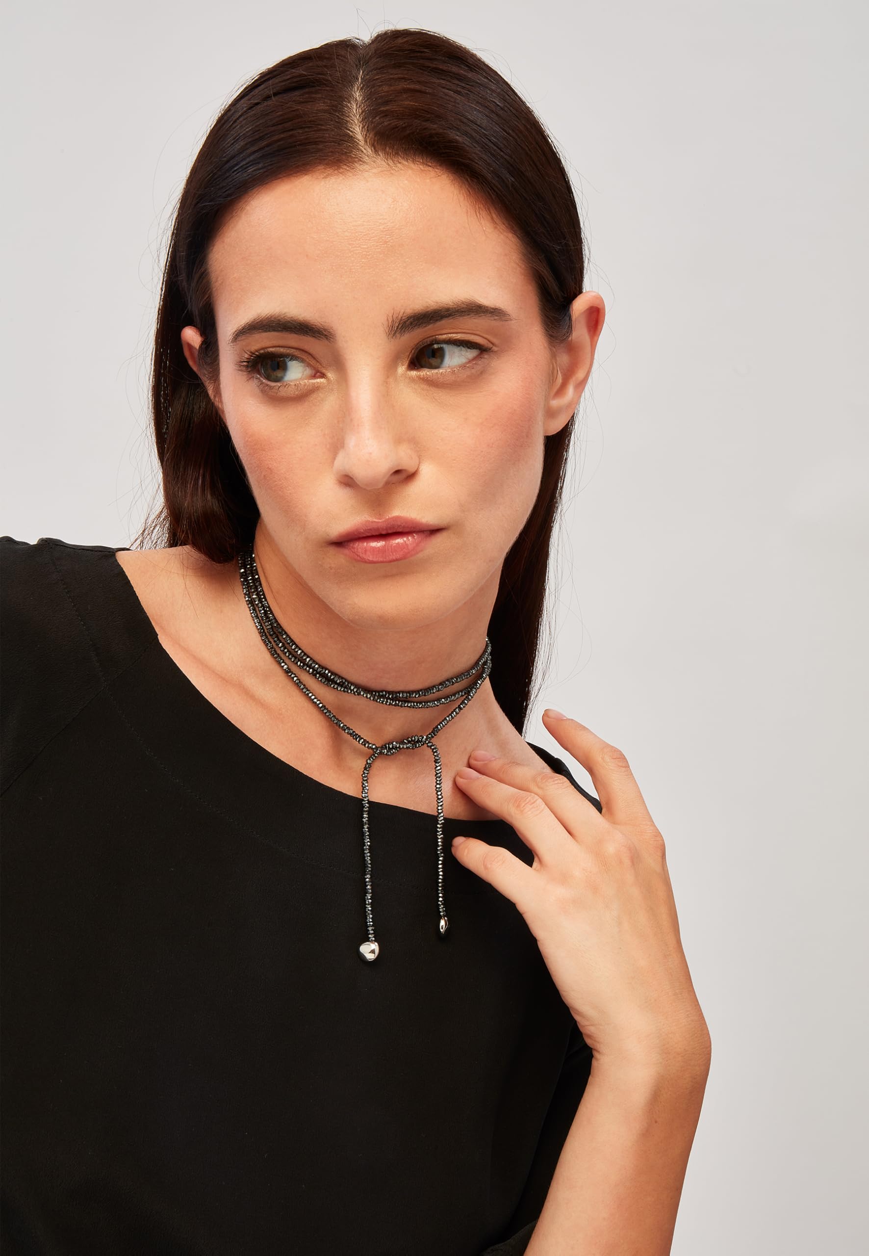 Breil, Collezione B Rocks, Collana Donna Lunga a Sciarpa in Ematite Sfaccettata con Finalini in Acciaio Lucido, Lunghezza 120 cm, Idea Regalo Donna