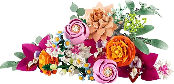 LEGO Botanicals Pembe Çiçek Buketi Yapım Seti 10342 – Anneler Günü'ne Özel Yetişkinler için Gül, Papatya, Peygamber Çiçeği ve Okaliptüs Dahil 15 Yapay Çiçek İçeren Model Yapım Seti (749 Parça)
