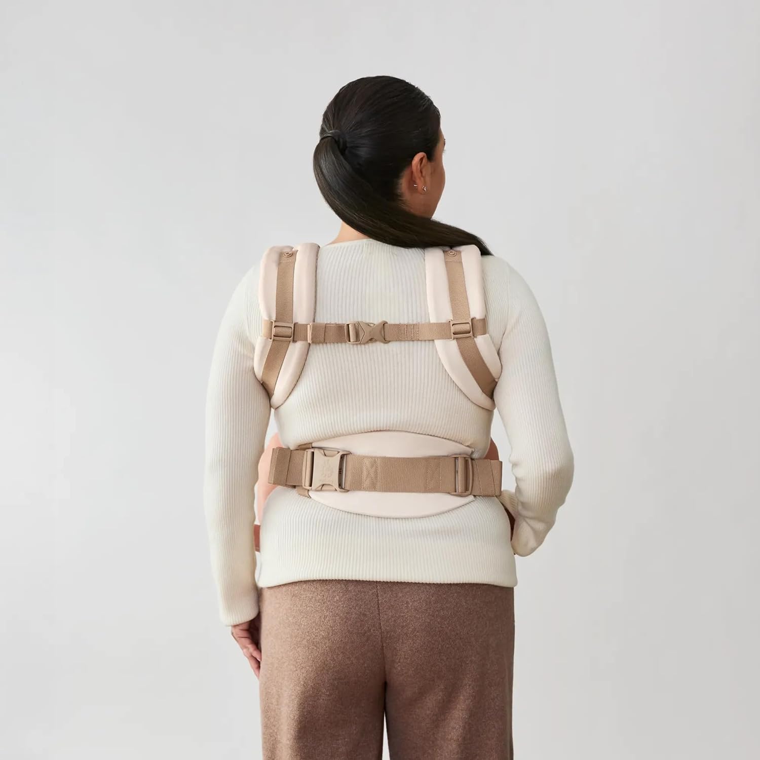Ergobaby Omni Classic Baby Carrier for Newborn to Toddlers 0-48 Months (7-45 lbs) - 4-Position Breathable Mesh Baby Carrier with Ergonomic Support - Natural Beige