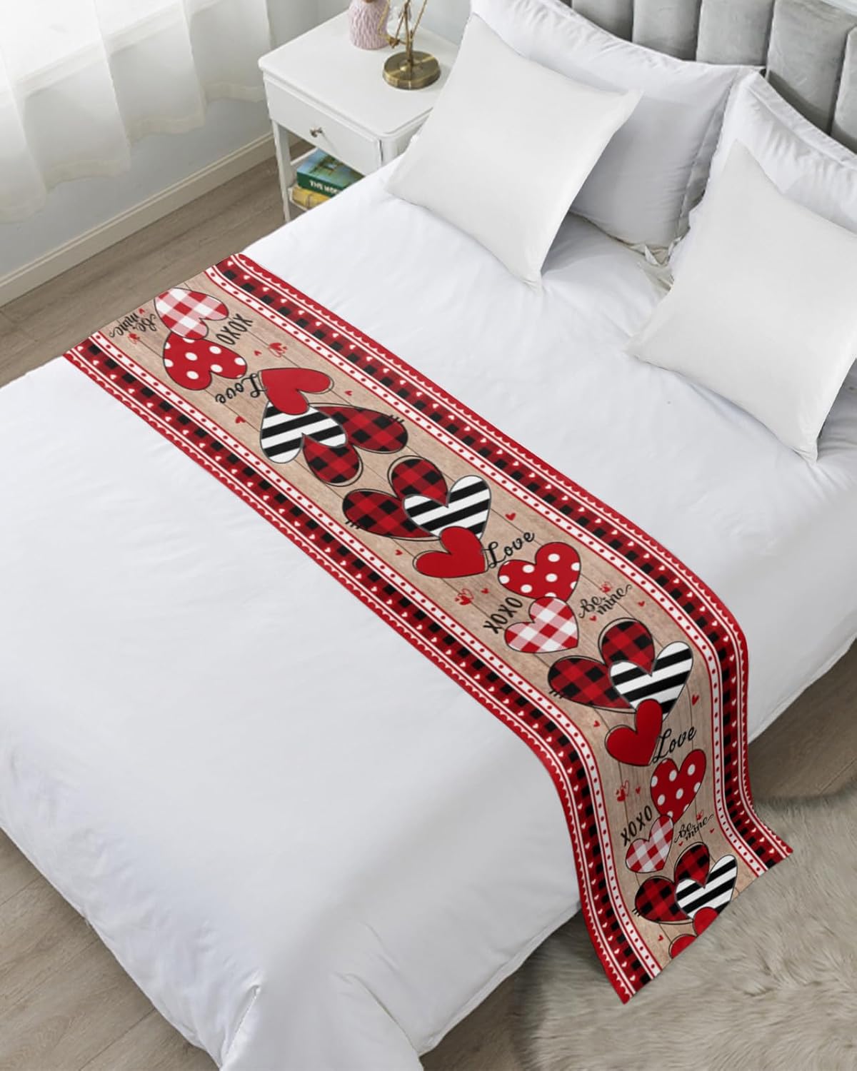 Bed Runner Scarf, Valentine's Day Vintage Red Plaid Love Heart Wood Grain King Bed Bedding Scarves Cover Decorative Bed Scarf for Home Hotel Guesthouse Bedroom Wedding Room Guestrooms 102"x20"