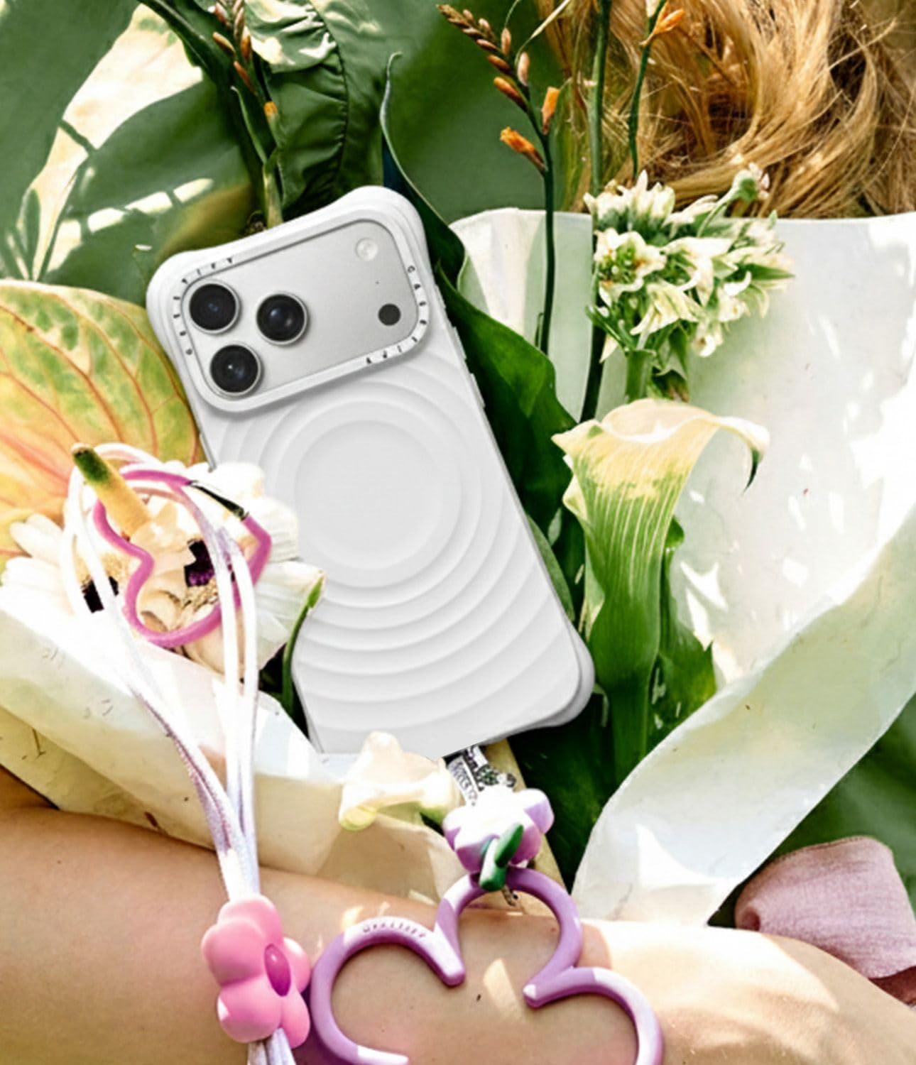 Amazon.co.jp: CASETiFY ウェーブ シリコン iPhone 17 Pro ケース [波