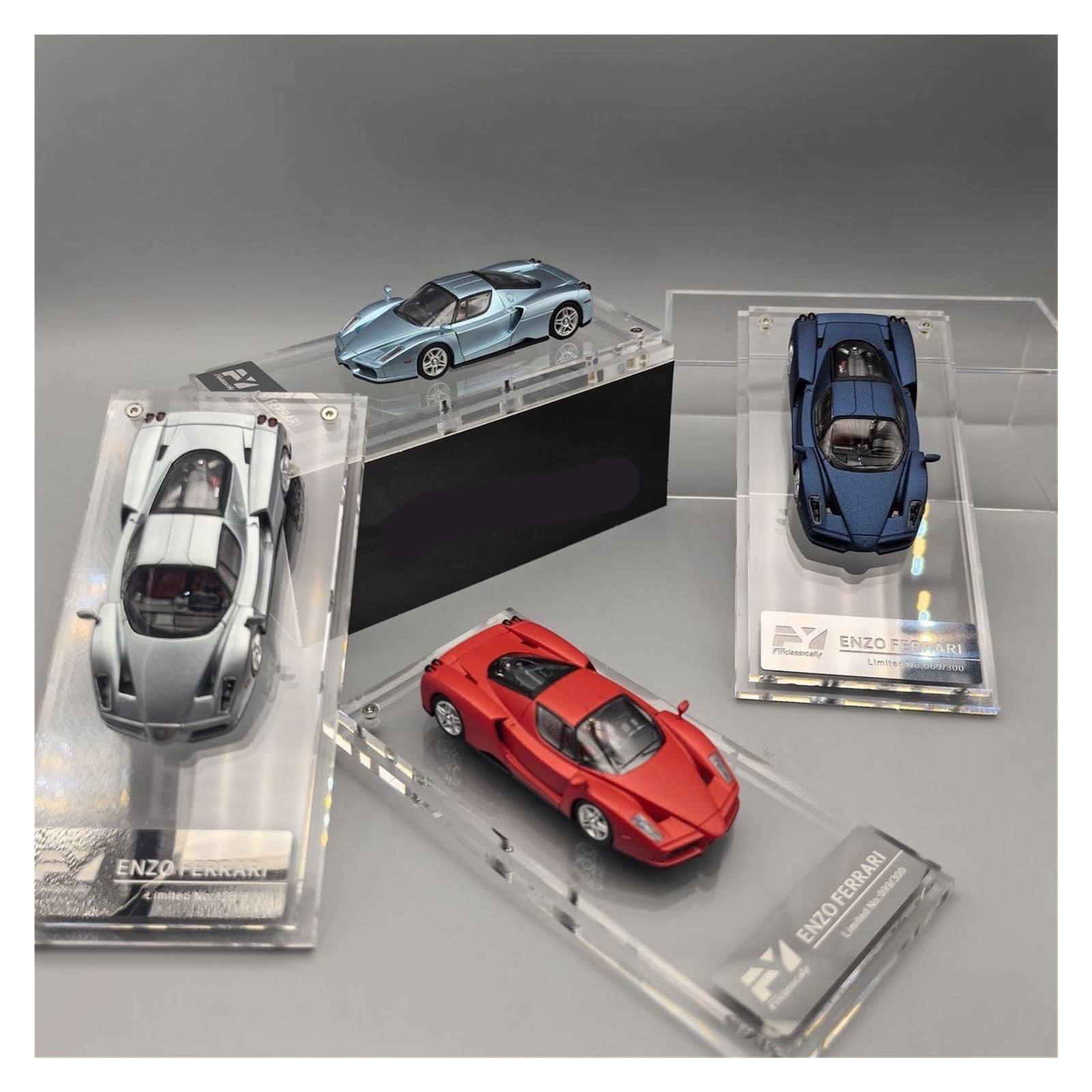 Metallo Scala Replica 1 64 Per Ferrari Enzo Limited Supercar In Lega Modello Di Auto Alla Moda Diecast Toy Cars Hobby Veicoli Giochi Set(Argento)