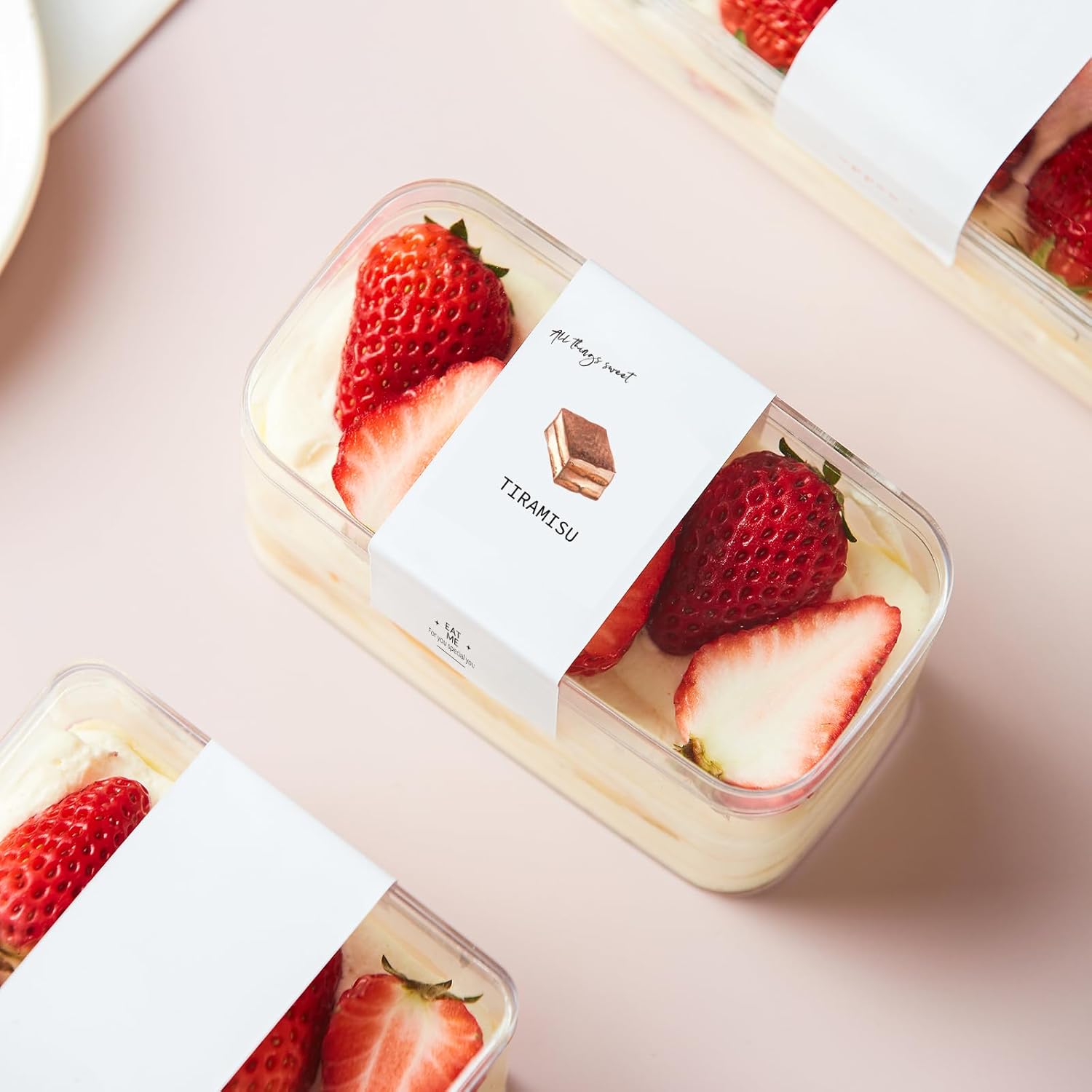 Plastic Dessert Cups with Lids and Sporks,Stickers,Tiramisu Containers,Cookie Containers,Clear Food Containers for Fruit,Pudding,Mousse, Tiramisu Cups With Lids (8, Clear, 4.6 * 2.4 * 2in)