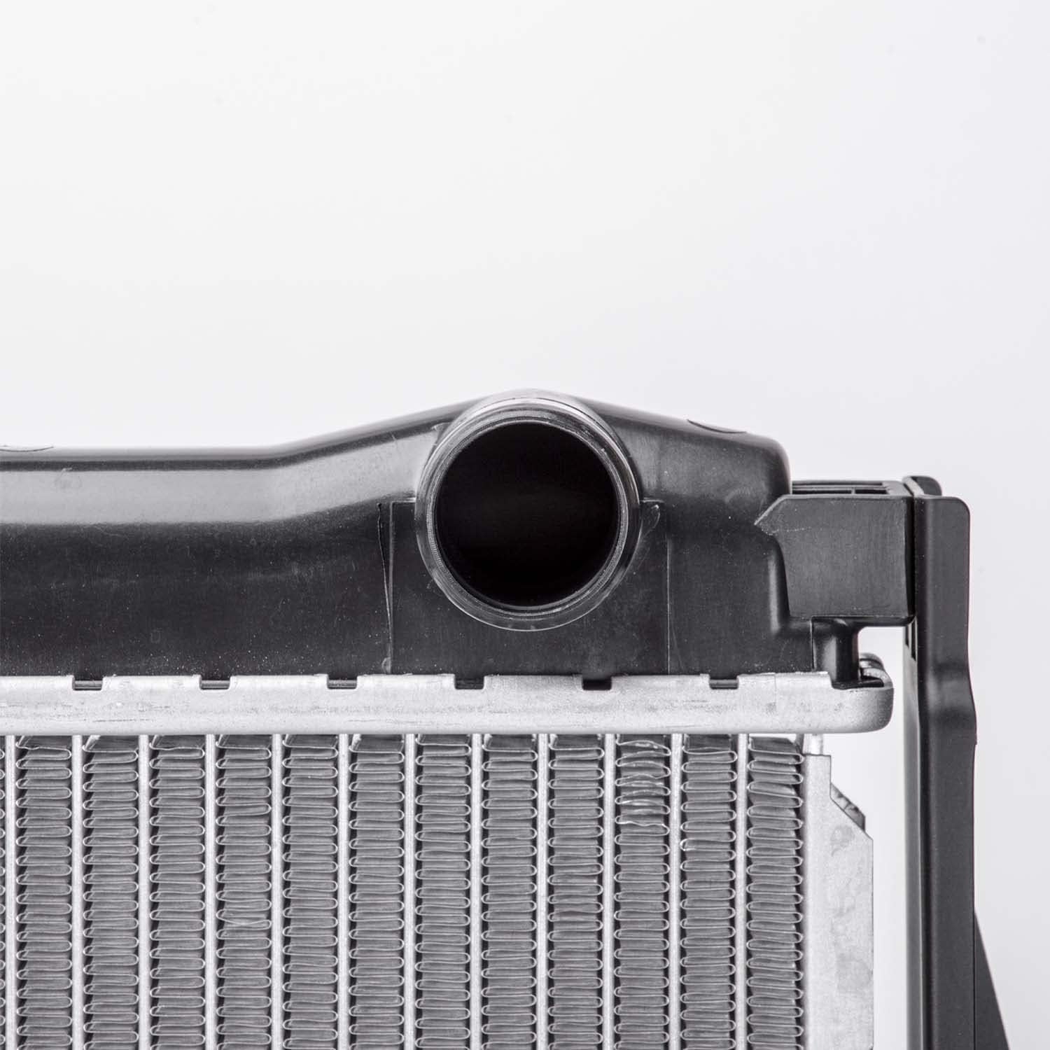 TYC 1512 Radiator Compatible with 1993-1998 Toyota T100