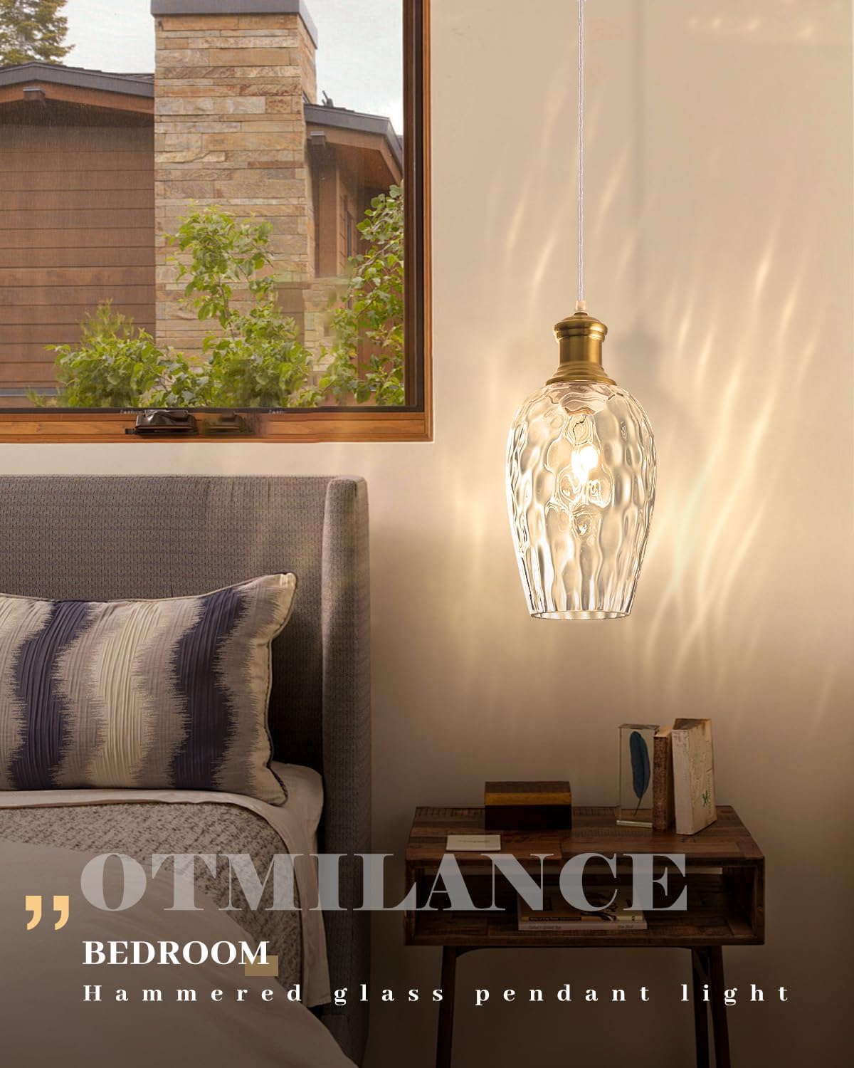 Gold Pendant Lights Kitchen Island, 6.3”Clear Hammered Glass Pendant Lights, Blown Glass Farmhouse Pendant Light 1-Pack, Kitchen Hanging Light for Kitchen Island, Living Room, Cafe