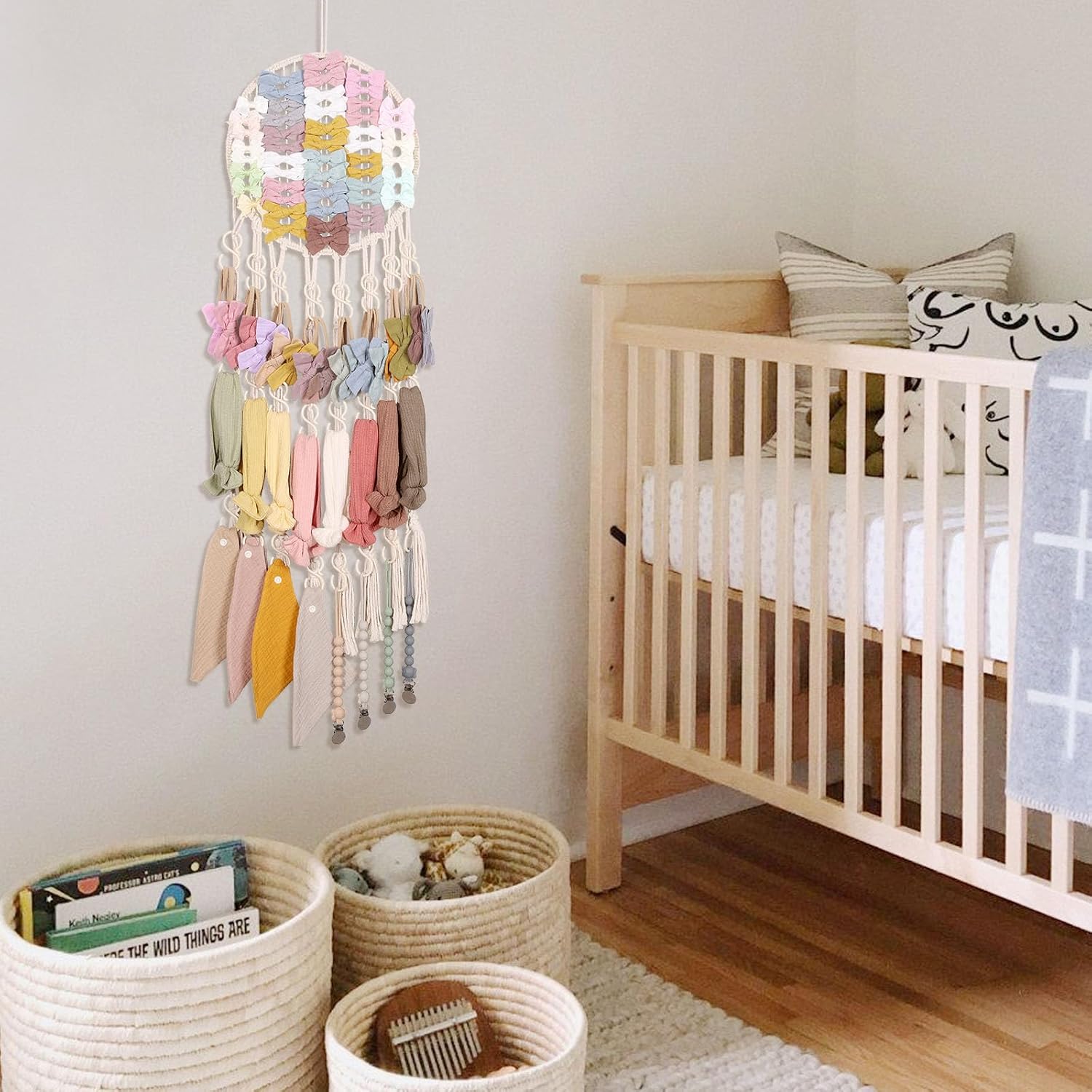 POVETIRE Headband Holder Hair Bows Organizer for Girls, Macrame Hair Clips Storage Large Capacity Hair Accessories Organizer Display Wall Hanging for Toddler Baby Girl Nursery Room Decor