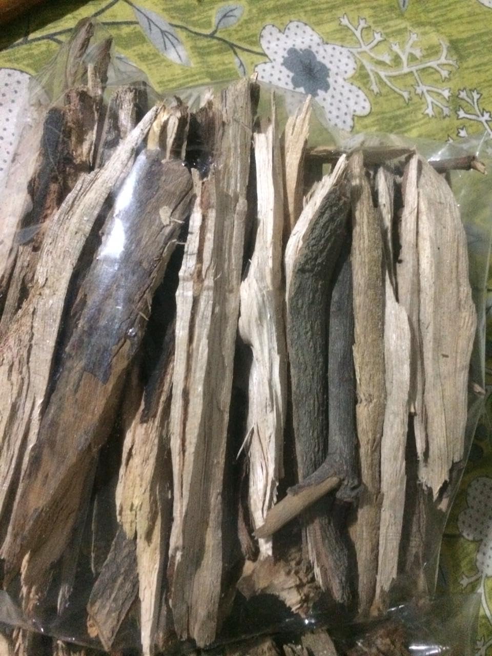 Sudh Aam ki Lakdi - Mango Sticks for Hawan Pooja -2 Sudh Aam ki Lakdi - Mango Sticks for Hawan Pooja -2