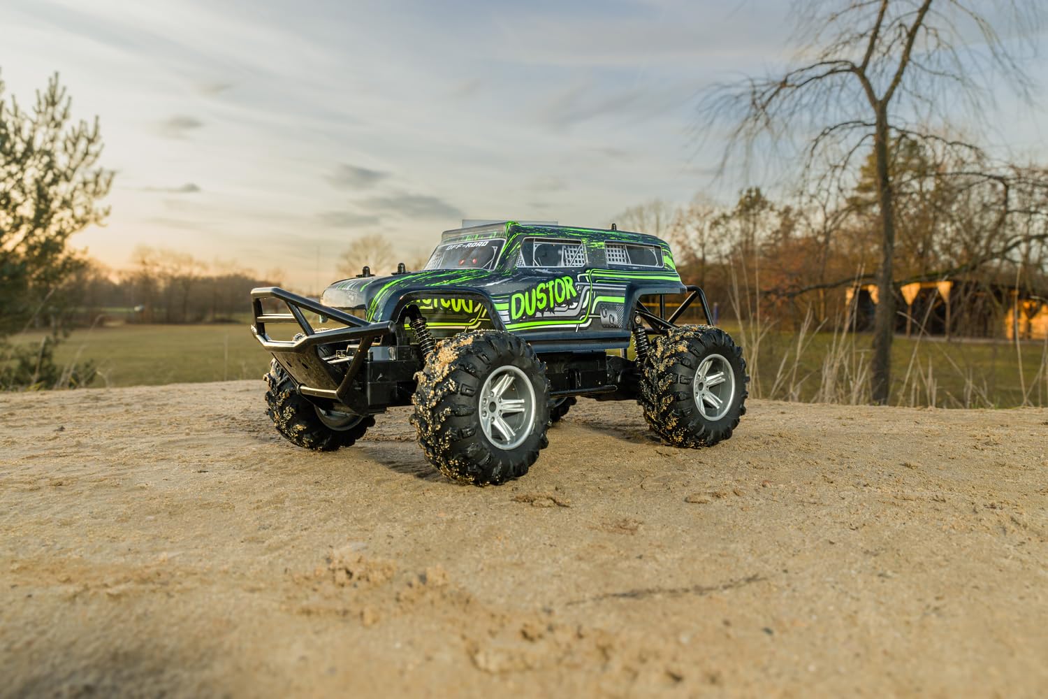 Carson 1:10 Dustor - RC Auto 100% RTR, 2,4 GHz, 20 km/h, Li-Ion Akku