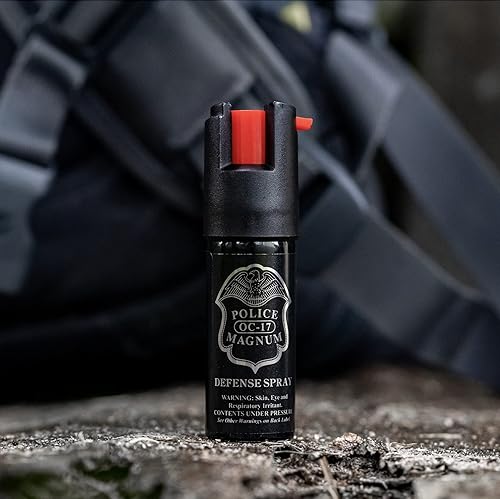 Miniatura 3 de POLICE MAGNUM – Aerosol mini de gas pimienta con bloqueo de seguridad de rosca – Fuerza máxima con rango de 10 - 12 pies (3.05 - 3.66 m), lata de
