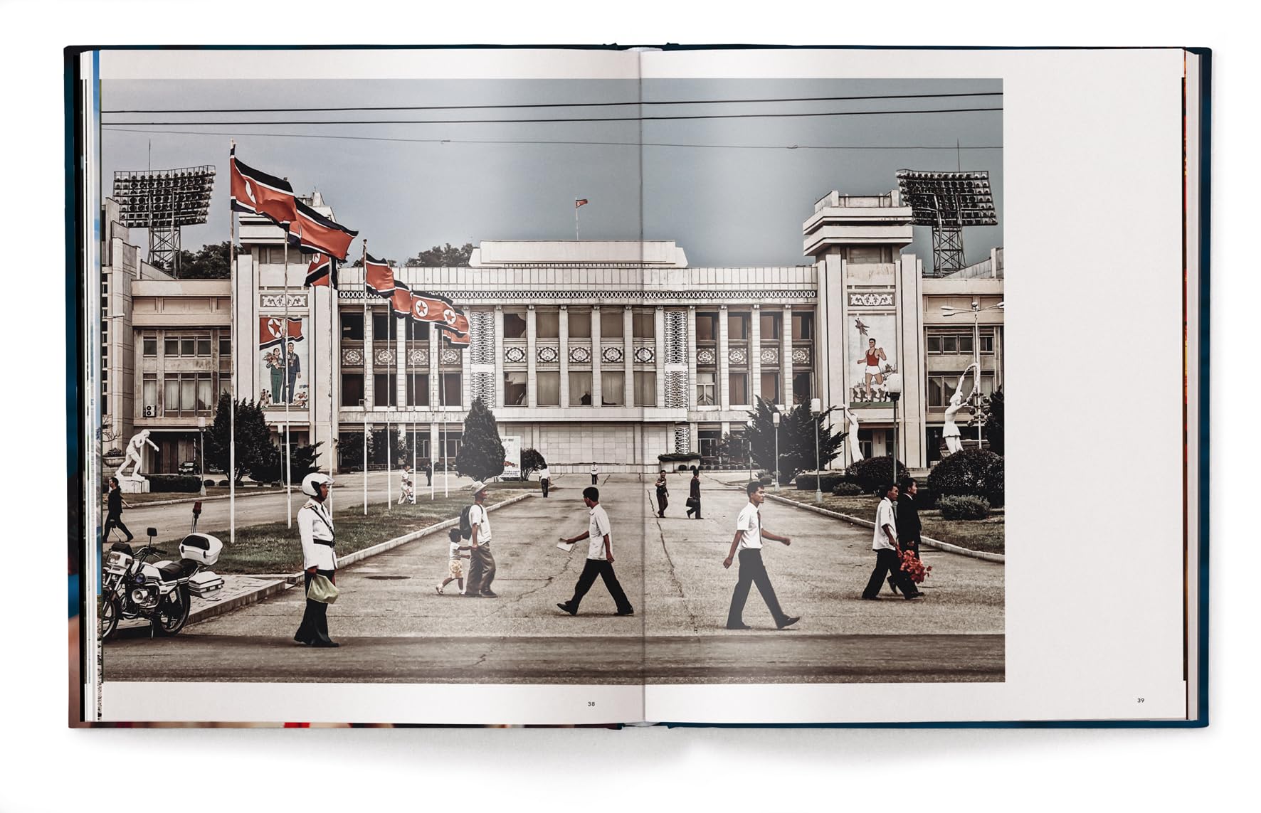 Waiting for the Rainbow Ten Years in North Korea /anglais/allemand