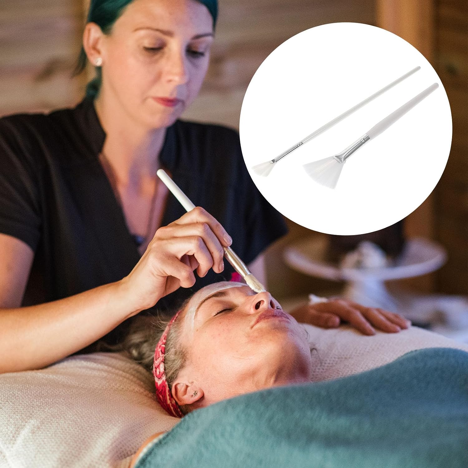TEHAUX 2pcs Facial Mask Applicator Brush Fan-shaped Bristle Brushes for Even Skincare Application Soft Bristles with Long and Short Handles for Precise Use Eyes Nose and Face Areas