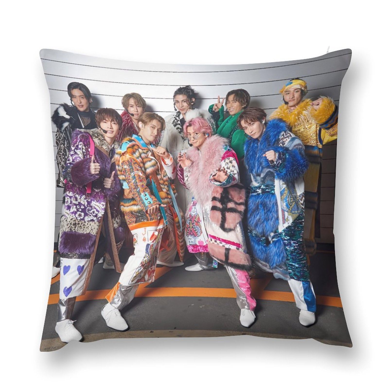 Amazon｜Snowman 目黒蓮 ラウール 岩本照 深澤辰哉 佐久間大介 抱き枕