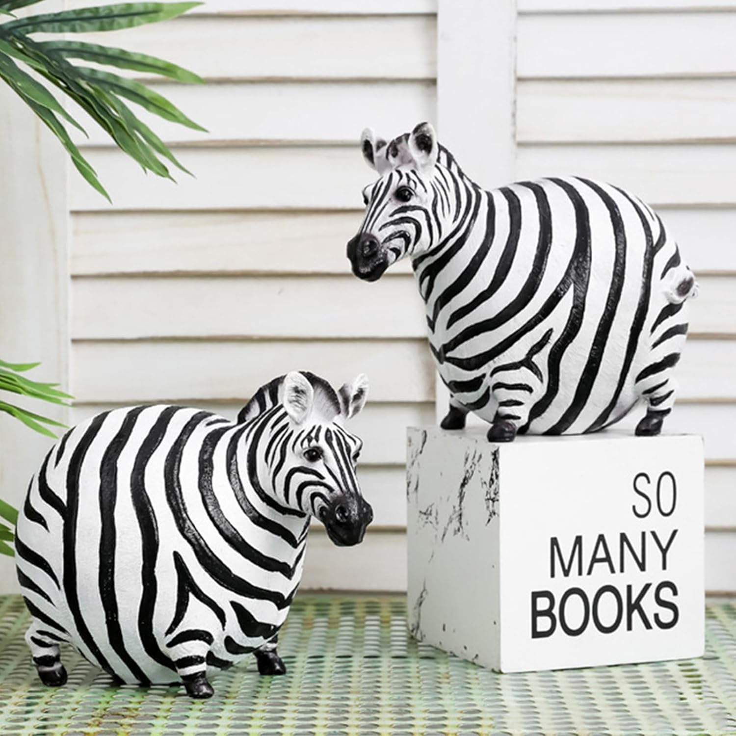 2pcs African Zebra Statue, Zebra Table Sculpture, Fat Zebra Home Decorations, Resin Crafts Fat Zebra, African Safari Collectible for Bedroom, Living Room, Office, Bookshelf, Mantel, Entryway