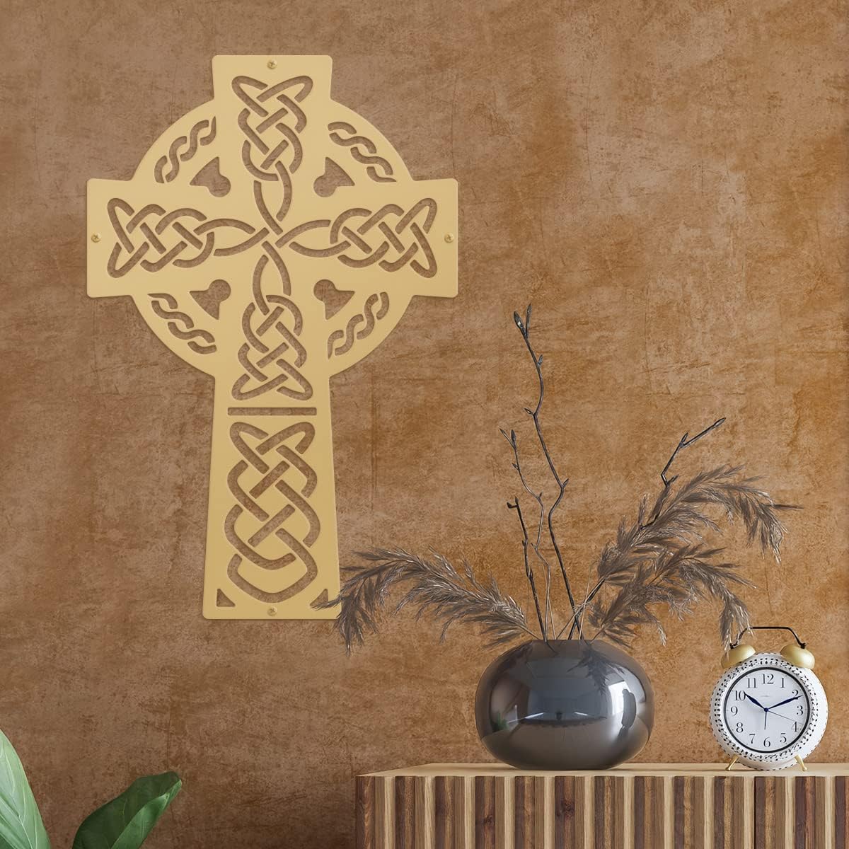 RealSteel Celtic Knot Cross Metal Wall Art – Irish Christian Home Décor – St. Patrick’s Day Decorations – Religious Celtic Cross Sign – Indoor & Outdoor Spiritual Wall Hanging Gift - Textured Silver