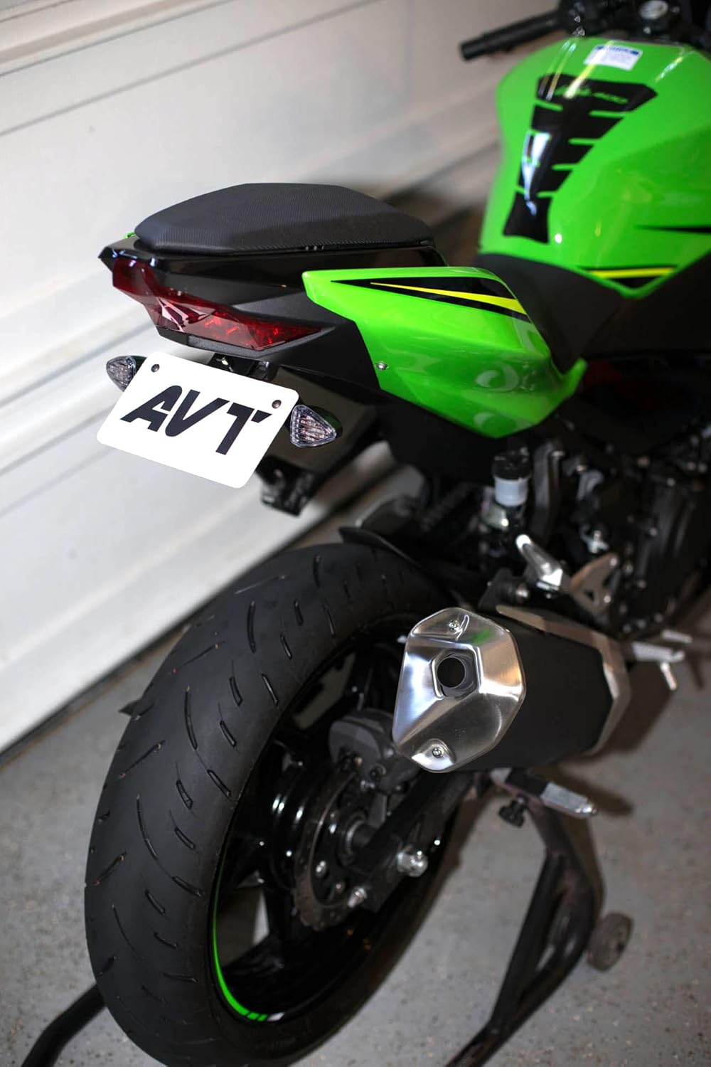 AVT Ninja Ninja 500 / z500 / 400 / z400 Fender Eliminator NI Kit 2018-2026 - SMOKE FLUSH LED Turn Signals Tidy Tail