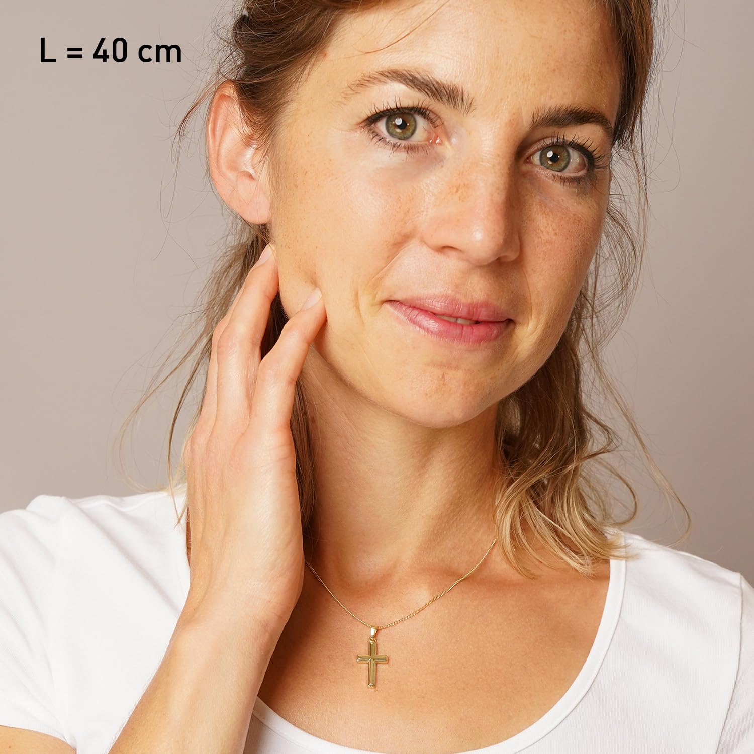 trendor Kreuz-Anhänger Gold 333 mit goldplattierter Silberkette 68420 | zeitloses Schmuckstück für Damen und Herren, elegante Geschenkidee und schönes Accessoire