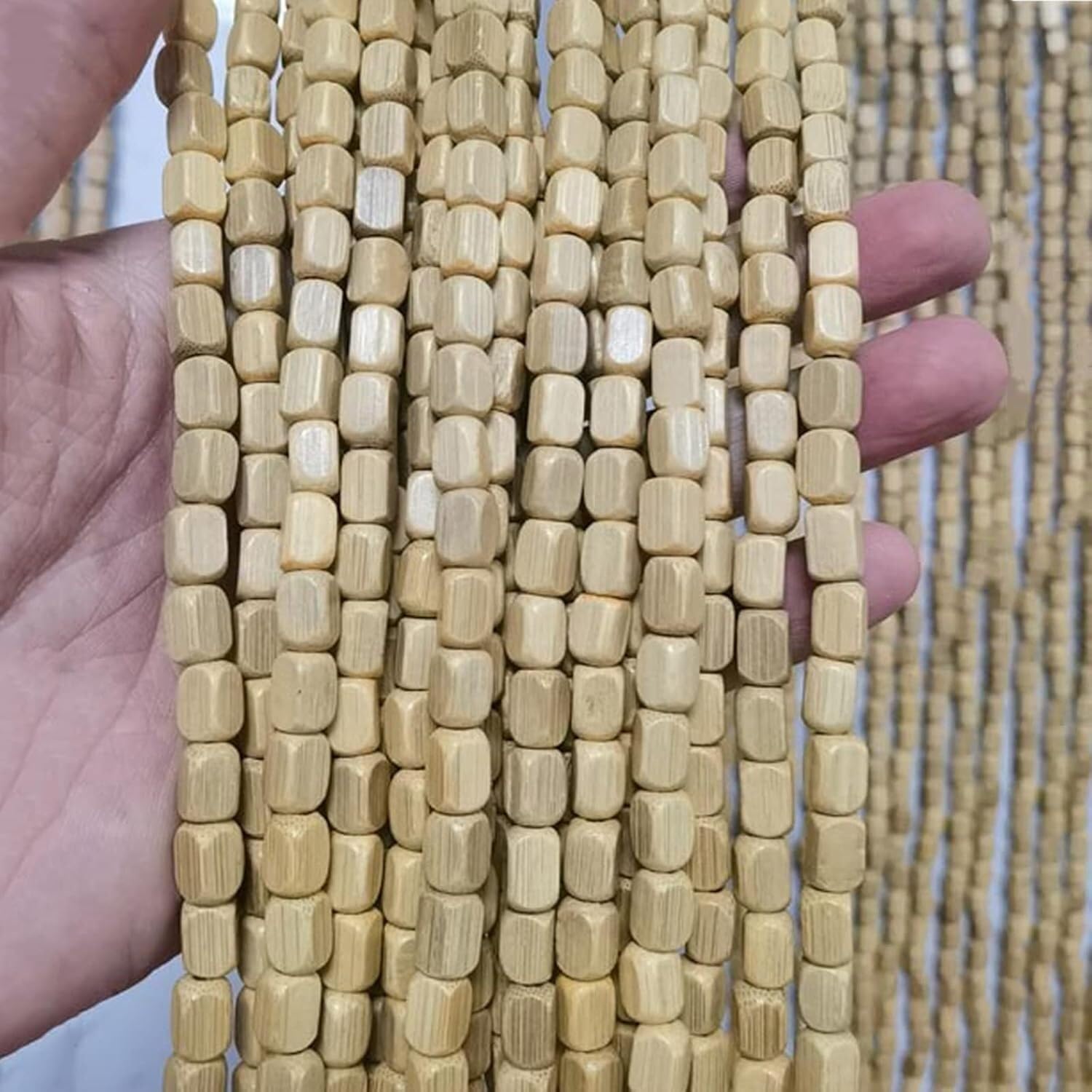 Rideau de Perles en Bambou pour cacher un vis-à-vis sans fermer la porte