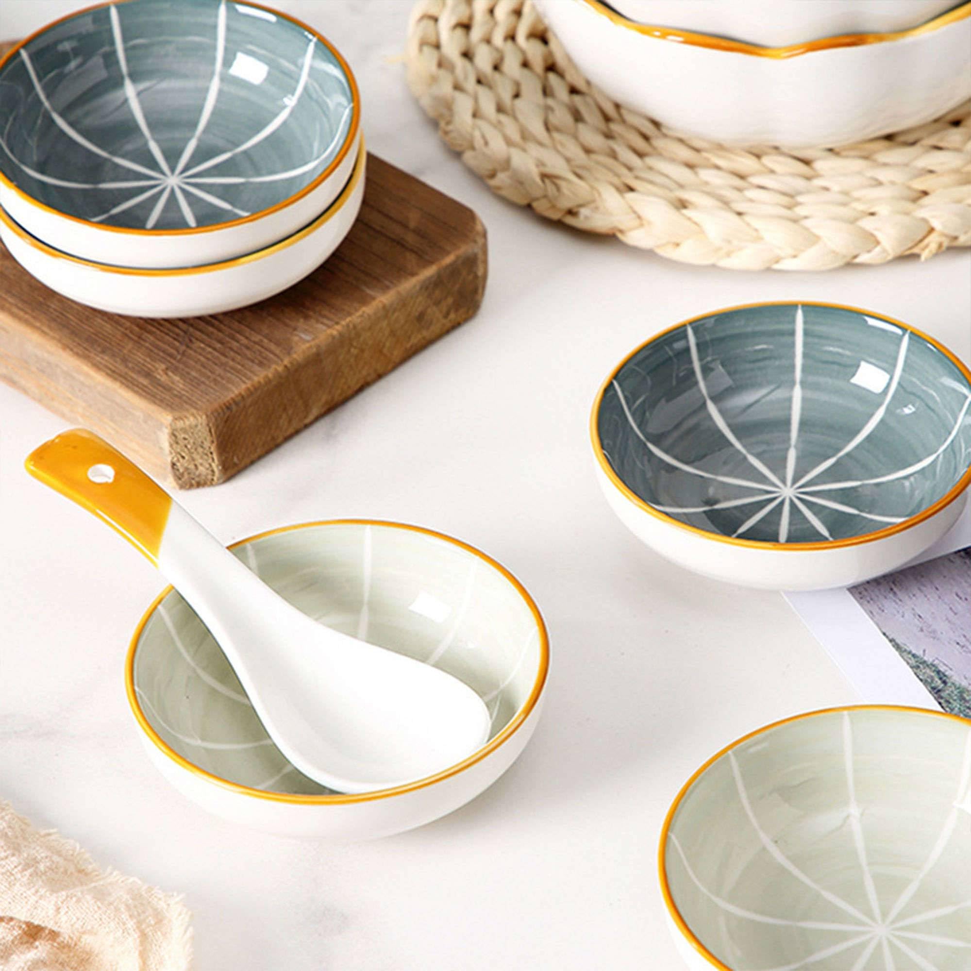 Dipschalen-Set für Sojasauce, Keramik-Dipschalen, Saucenschalen, Tapasschalen, Schalenset mit Blumenmuster für Desserts, Snacks, Grau, 6er-Set (Grau, 2er-Set)