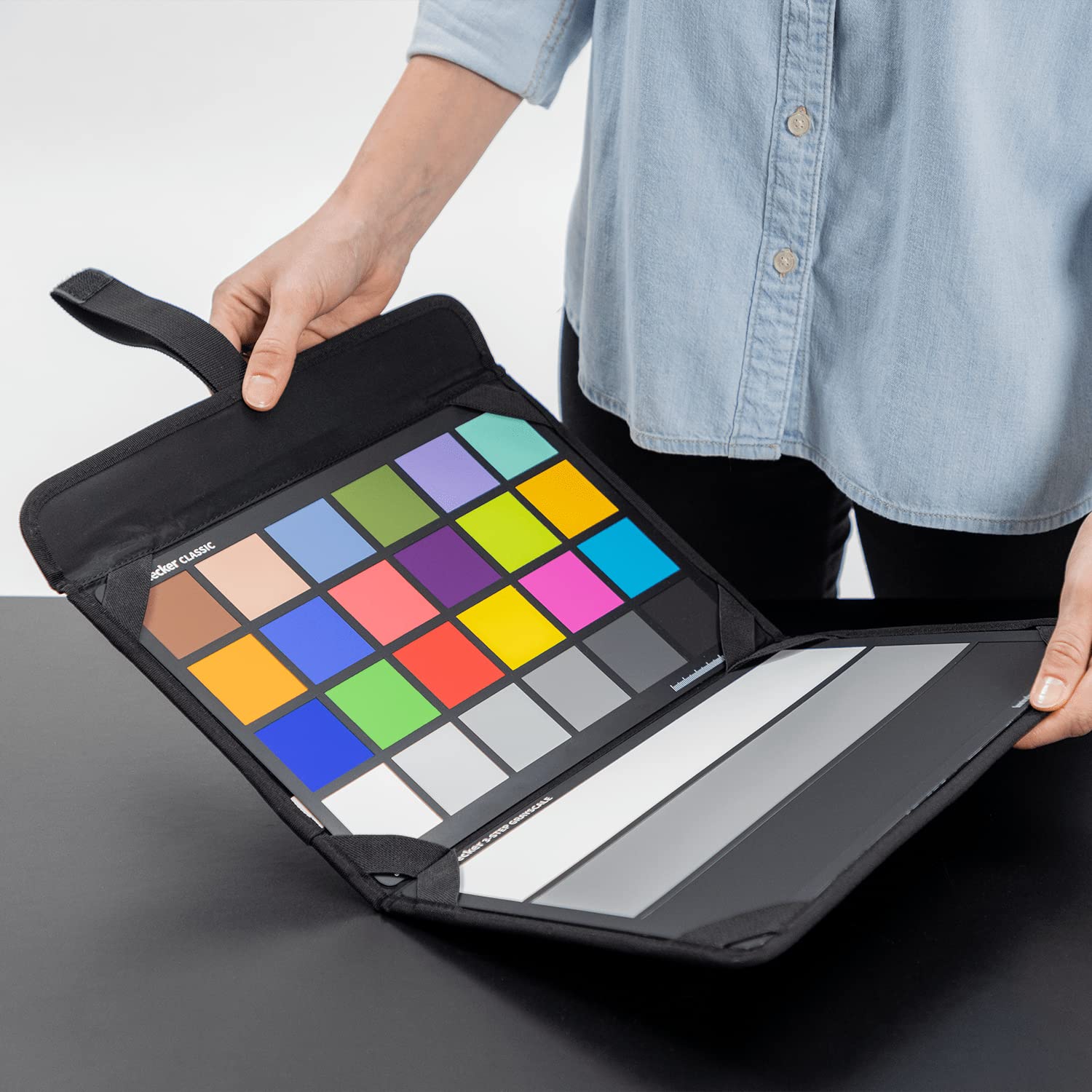 Calibrite ColorChecker Folio – Schutztasche für Farbkarte, Schwarz